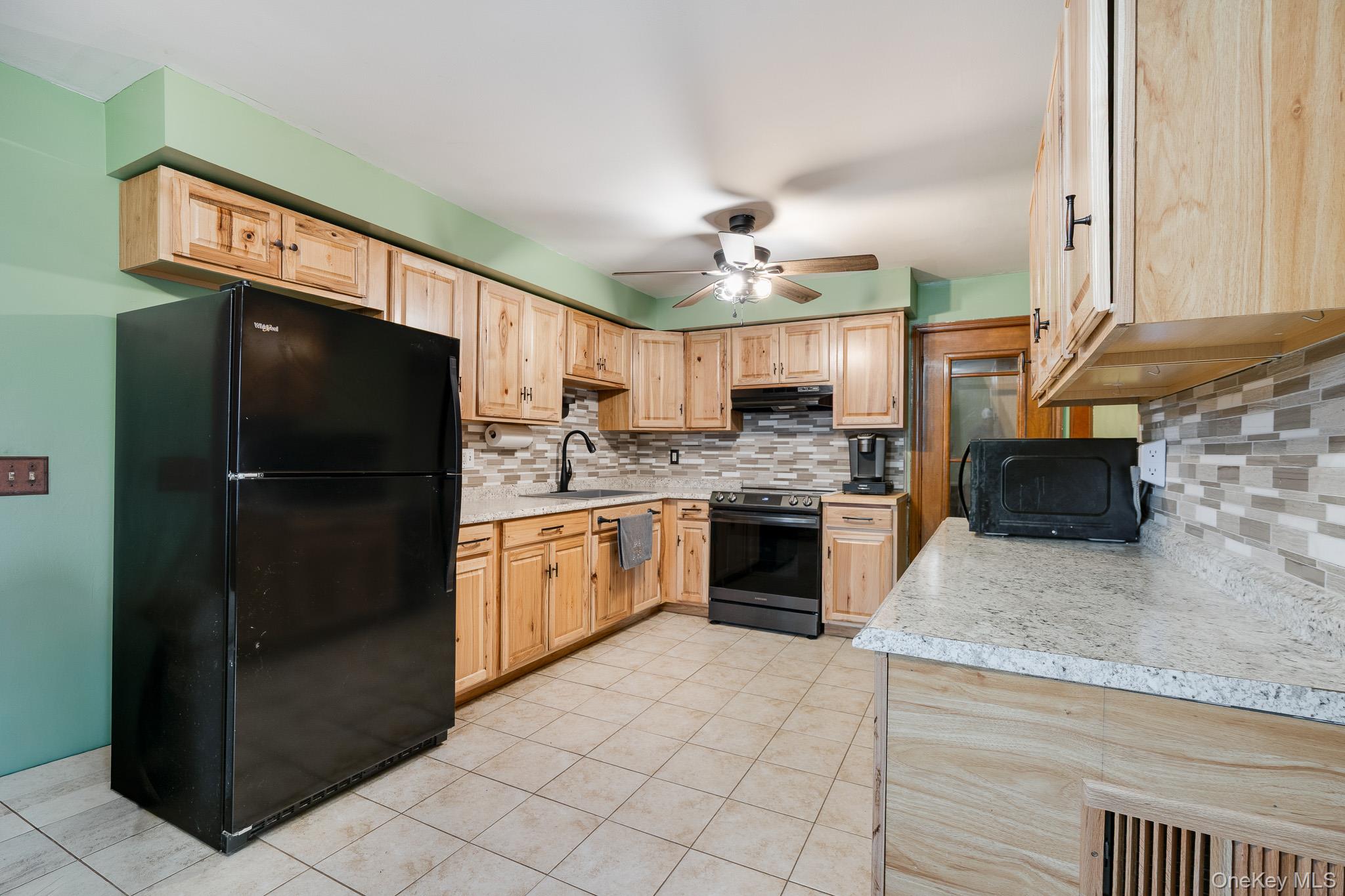 #10 photo, 15 Franklin Road, Hyde Park , NY 12538