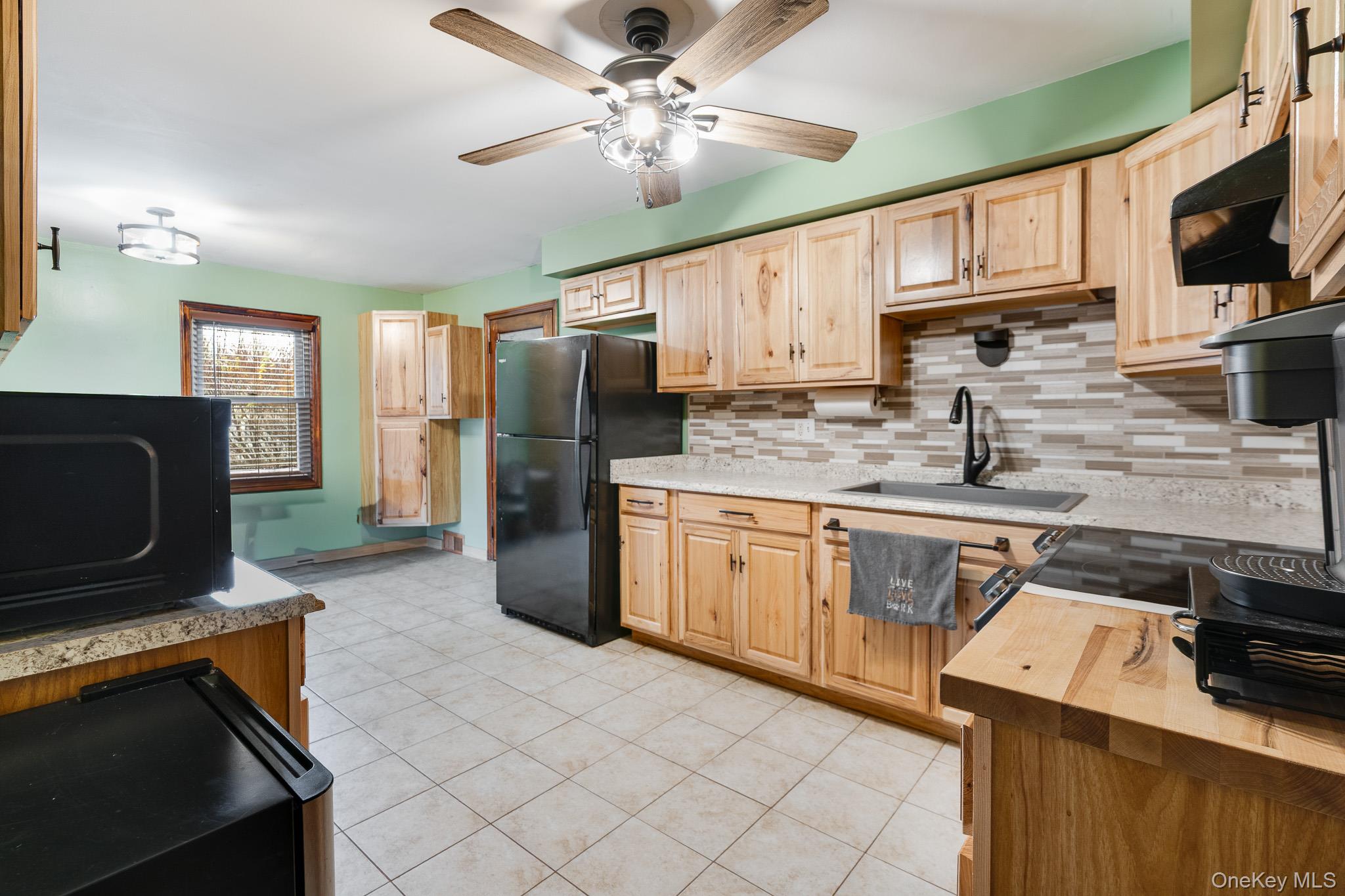 #11 photo, 15 Franklin Road, Hyde Park , NY 12538