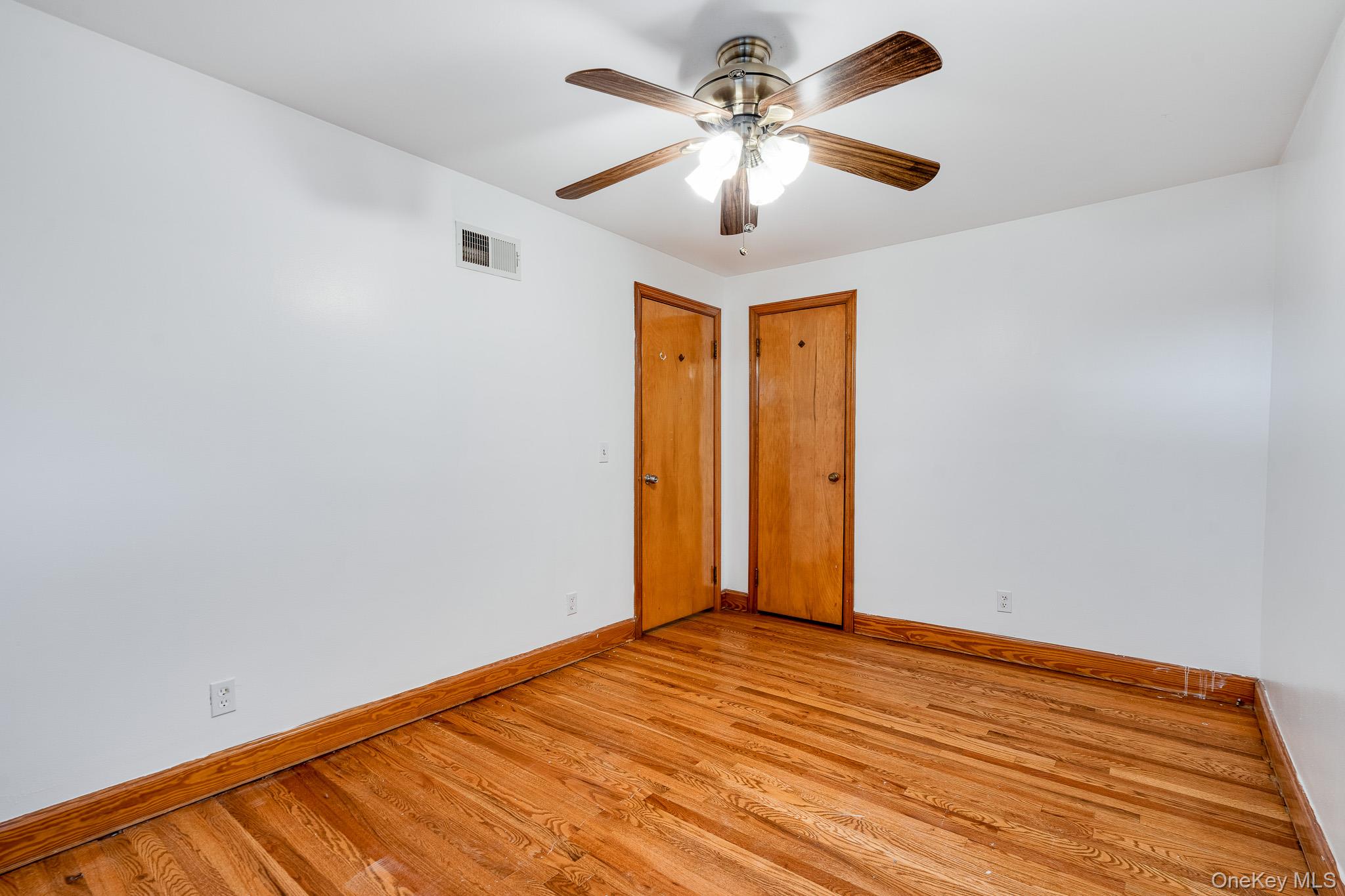 #19 photo, 15 Franklin Road, Hyde Park , NY 12538