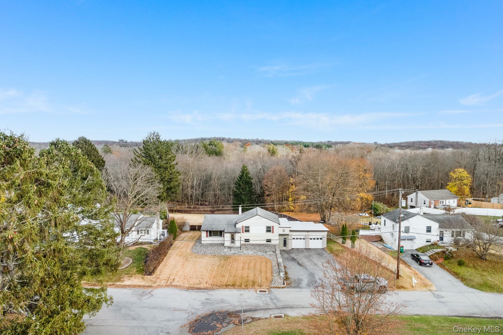 #2 photo, 15 Franklin Road, Hyde Park , NY 12538