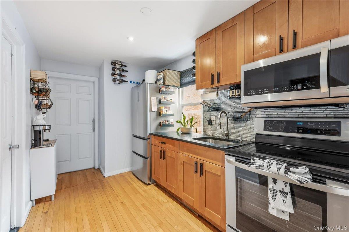 #9 photo, 9413 87th Street, Ozone Park , NY 11416