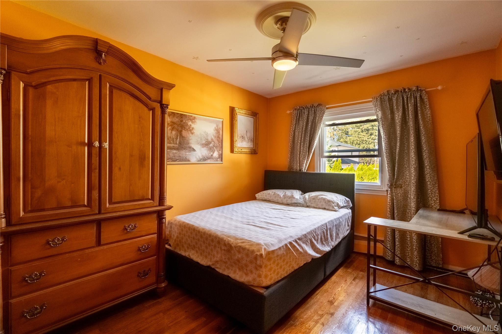 #9 photo, 16 Tudor Road, Hicksville , NY 11801