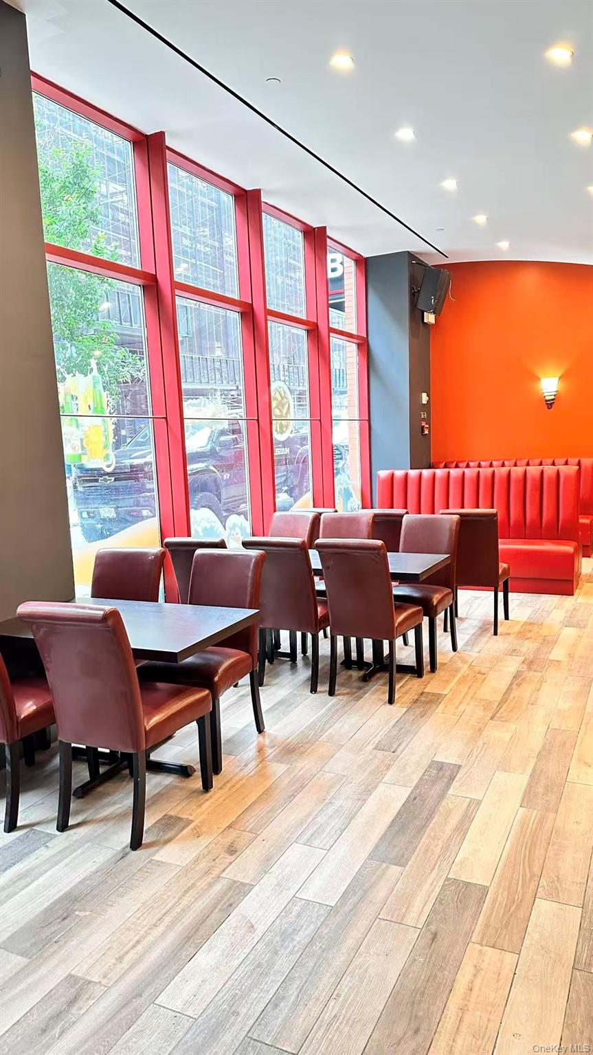 #17 photo, 47-17 crescent st, Long Island City , NY 11101