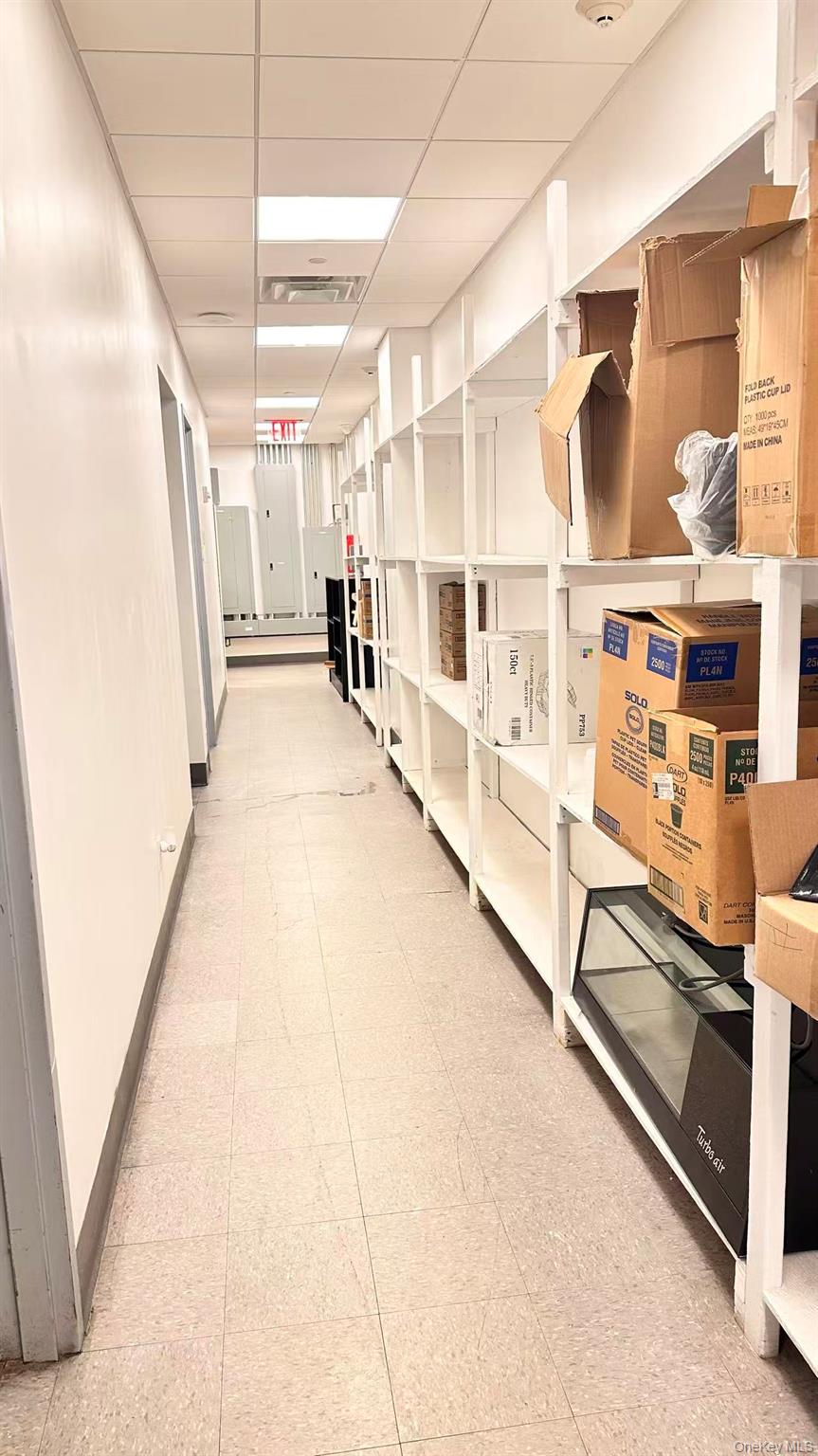 #4 photo, 47-17 crescent st, Long Island City , NY 11101