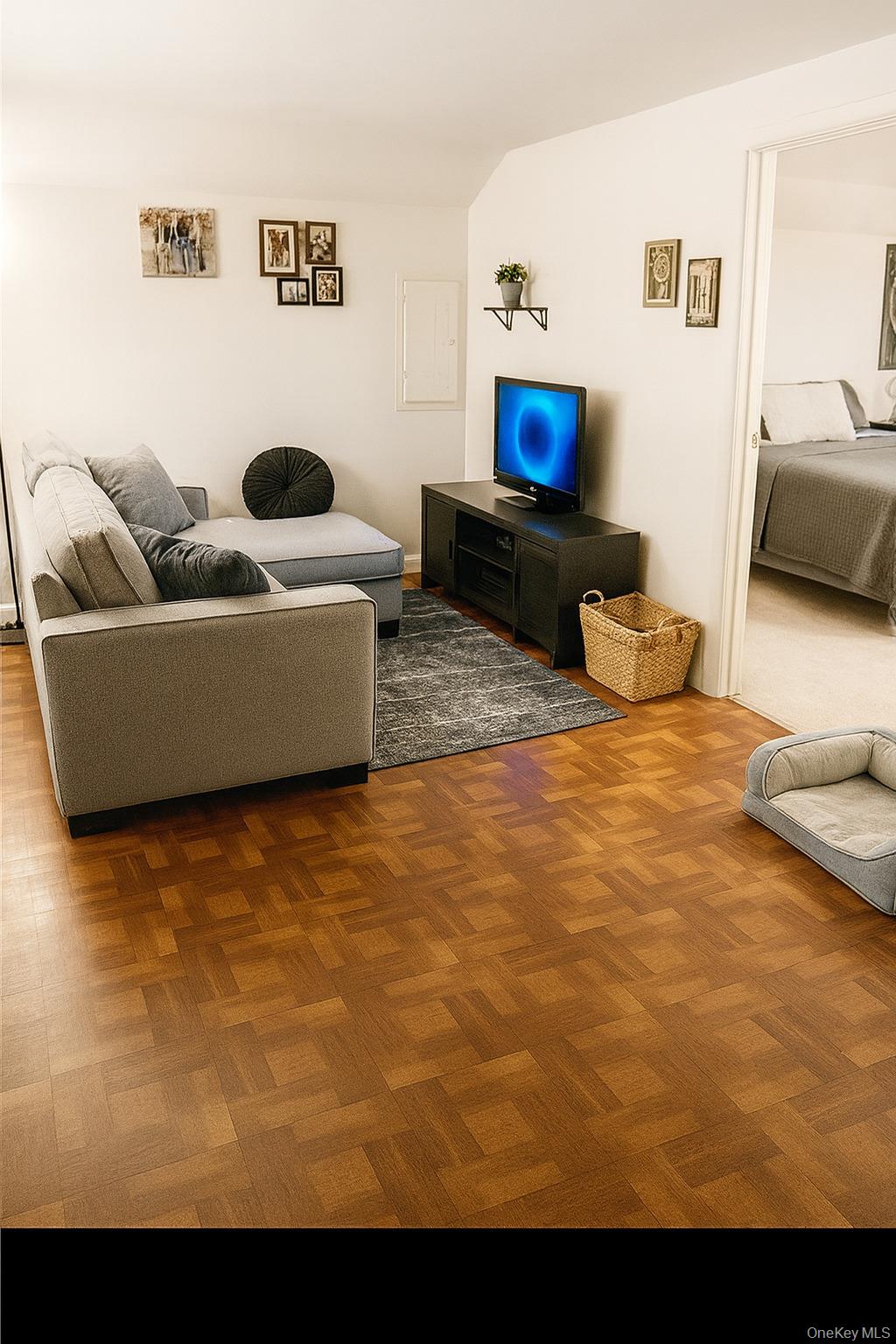 #2 photo, 10 Village Lane, Selden , NY 11784