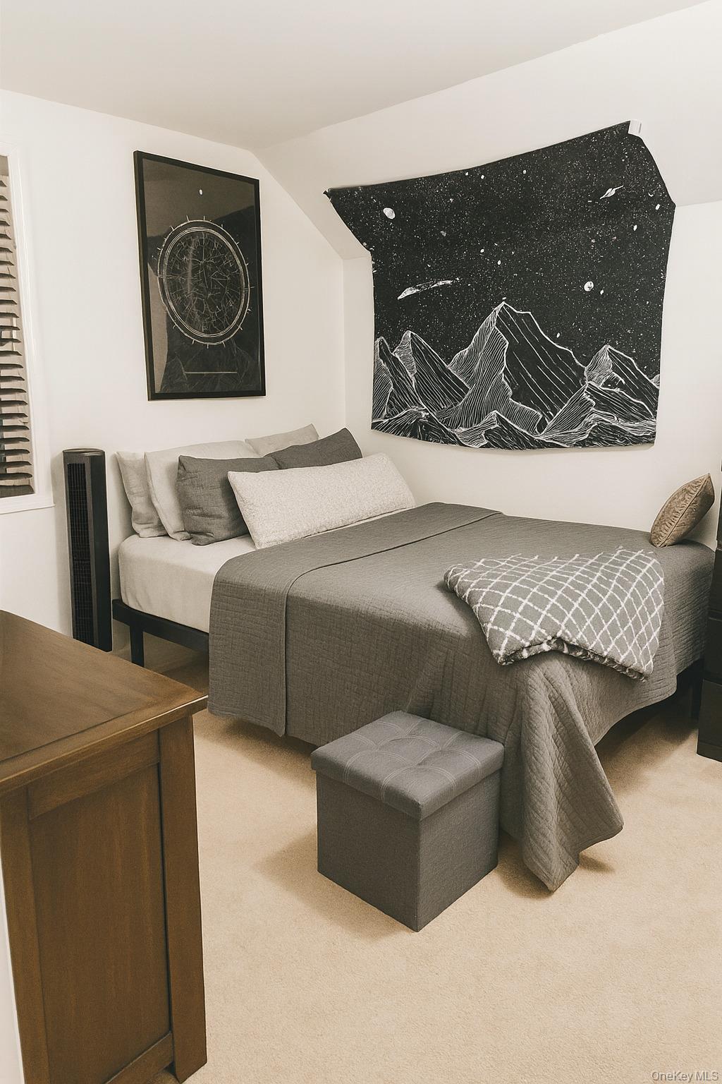 #3 photo, 10 Village Lane, Selden , NY 11784