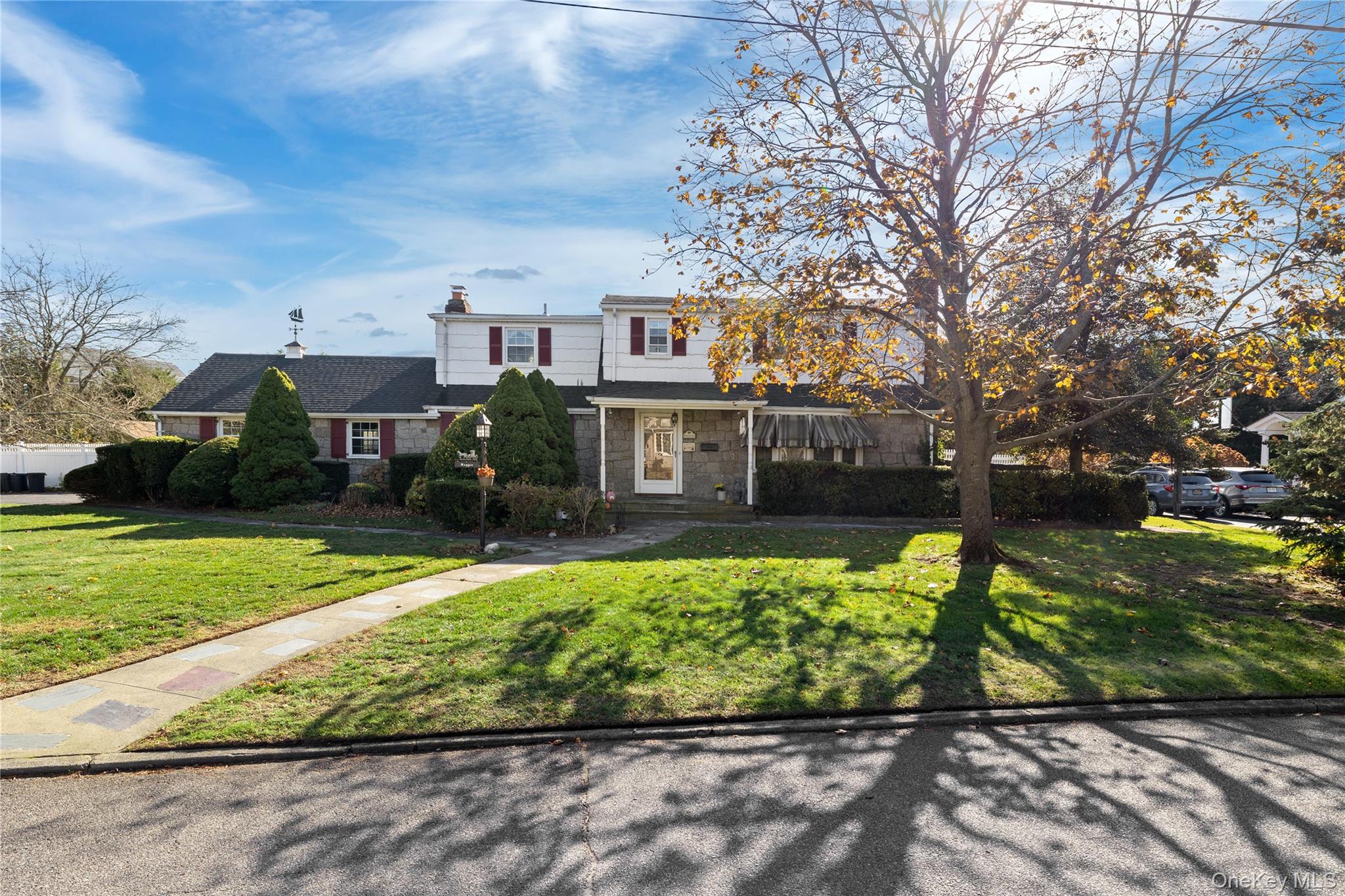 #1 photo, 6 White Birch Drive, Babylon , NY 11702