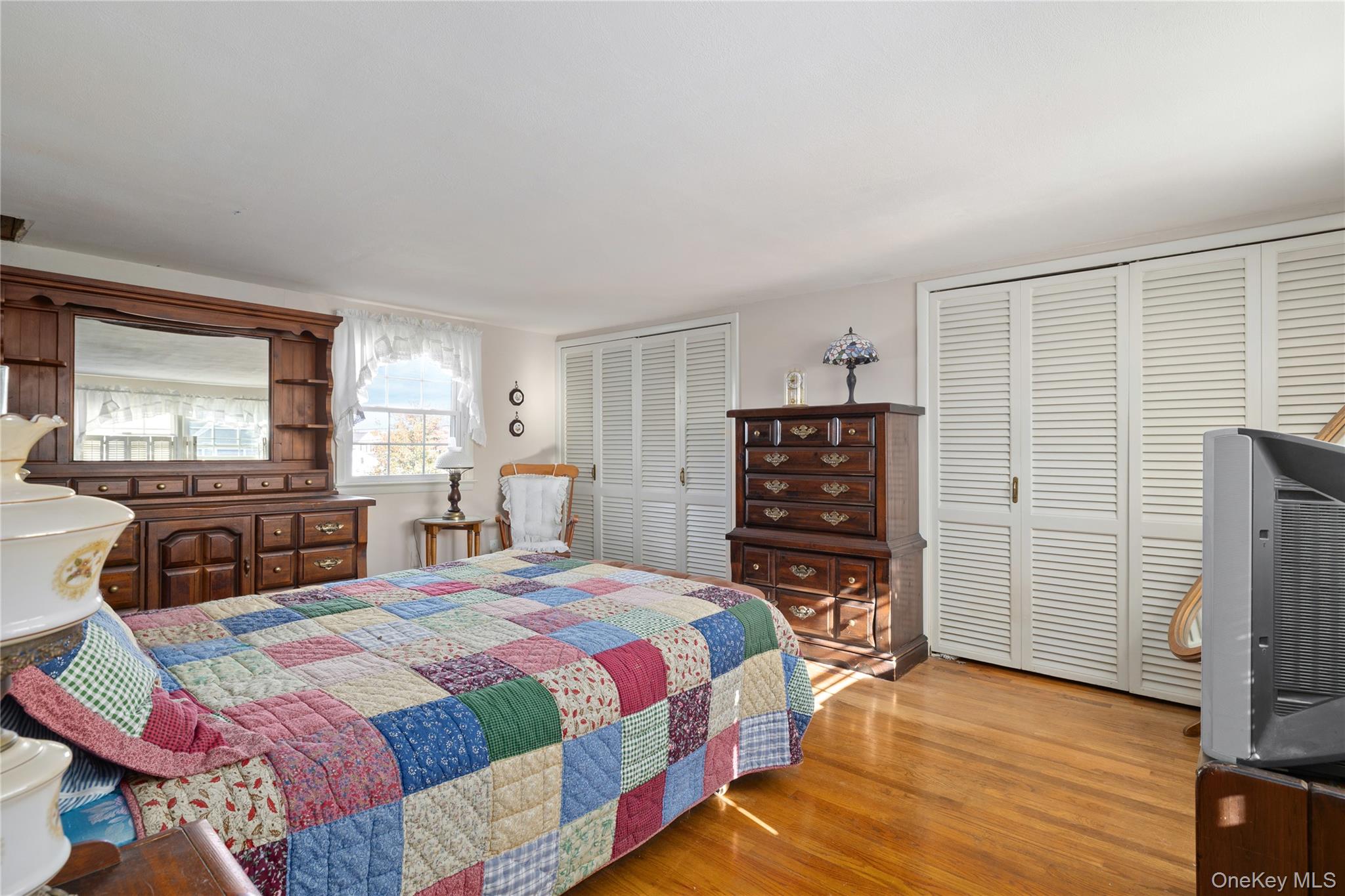 #16 photo, 6 White Birch Drive, Babylon , NY 11702