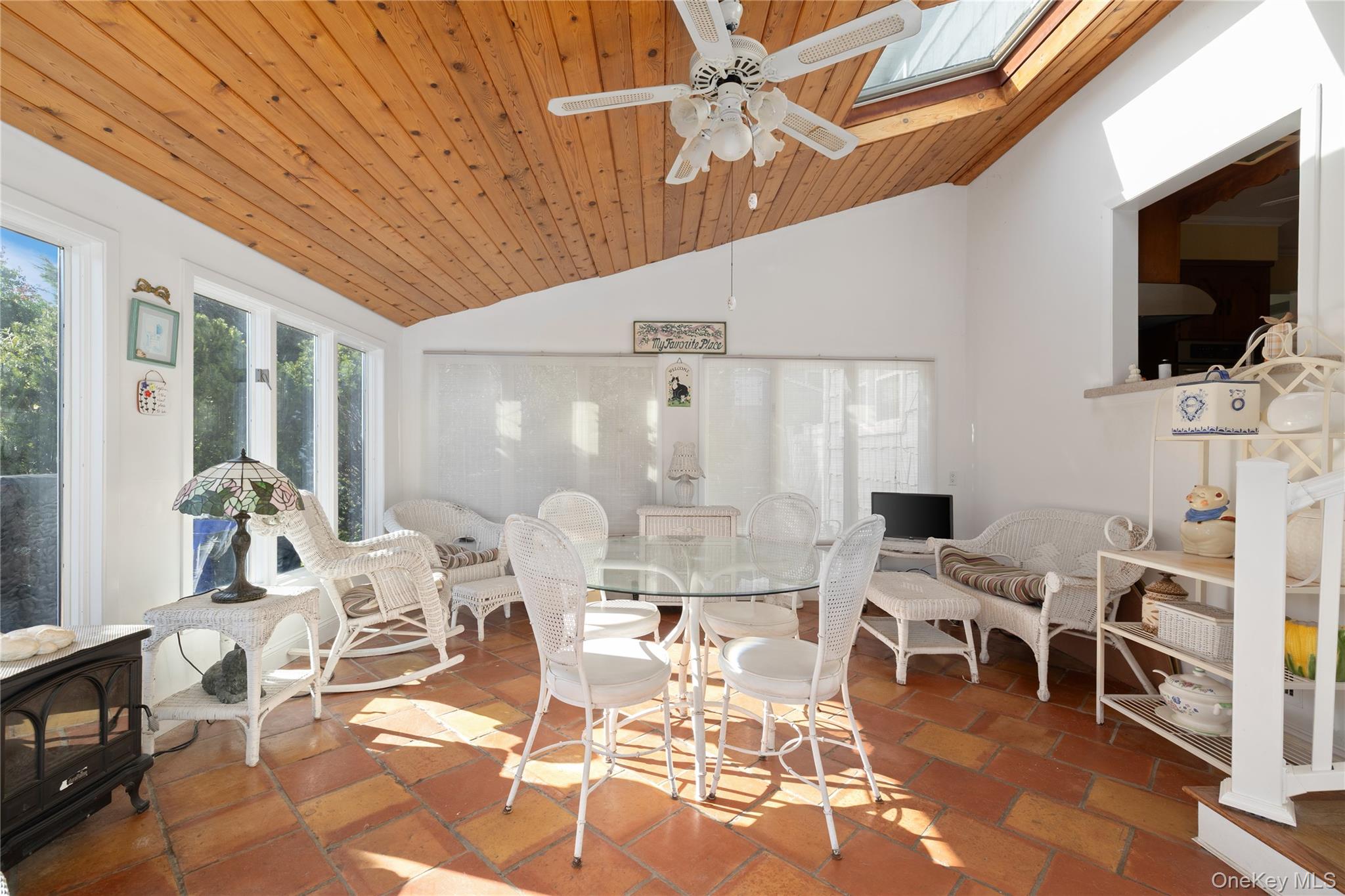 #20 photo, 6 White Birch Drive, Babylon , NY 11702