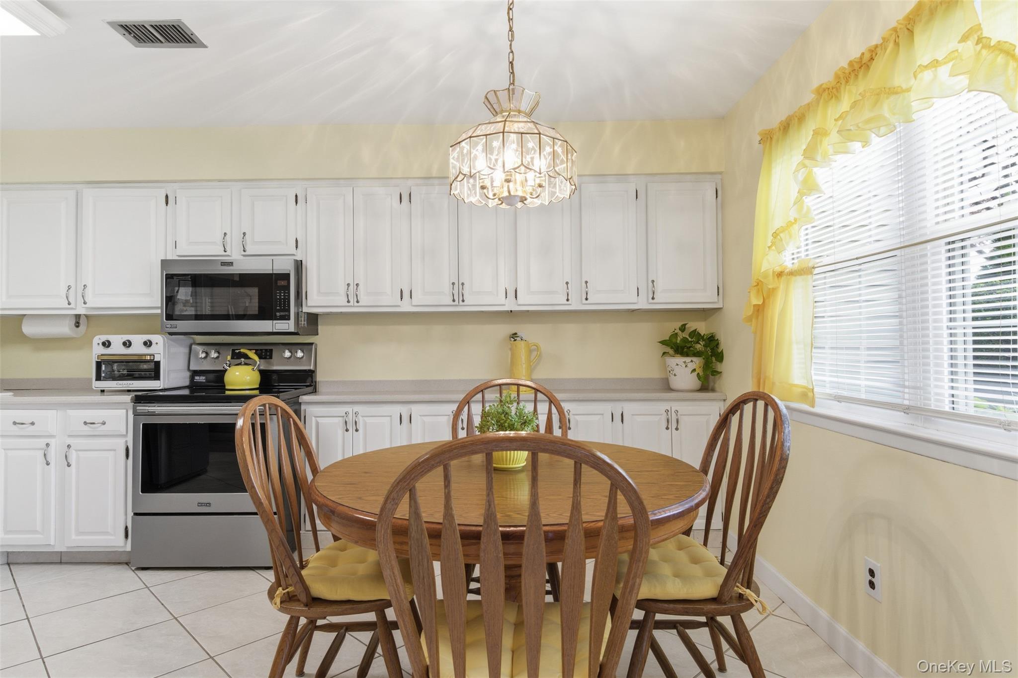 #8 photo, 112 Cedar Shake Court, Huntington Station , NY 11746