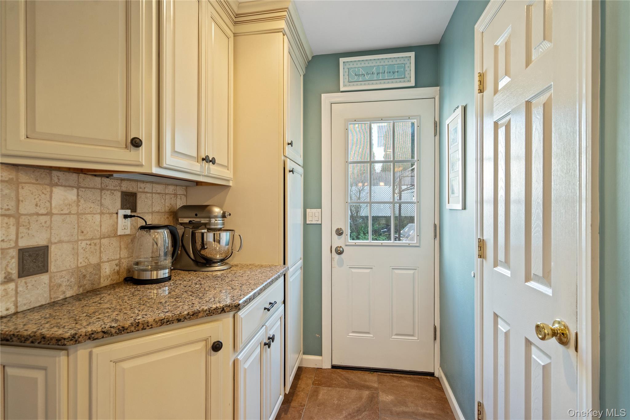 #17 photo, 8 Beaumont Lane, Lake Grove , NY 11755