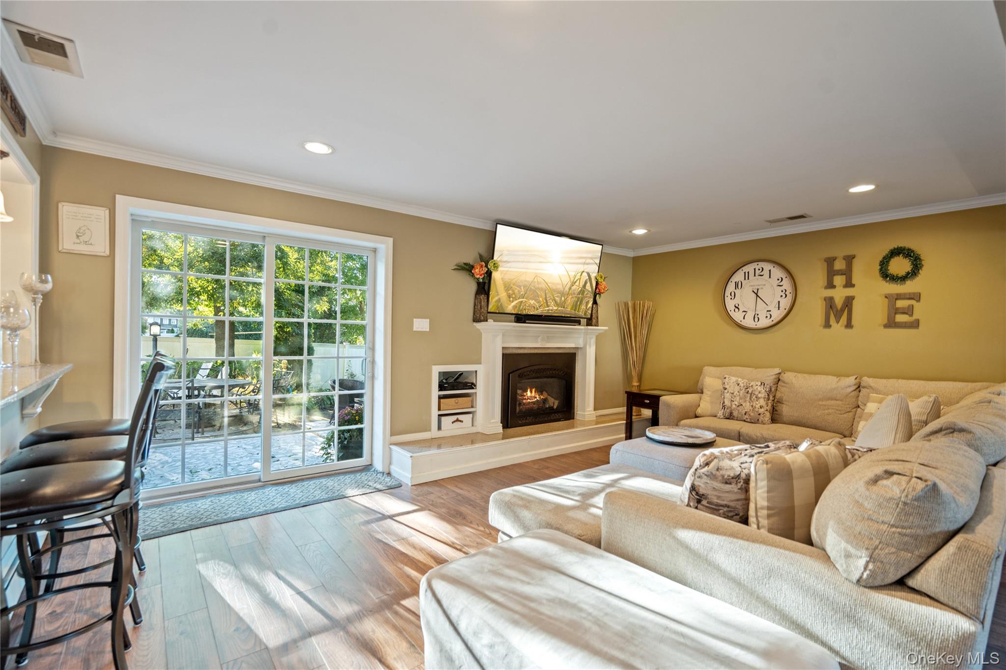 #5 photo, 8 Beaumont Lane, Lake Grove , NY 11755