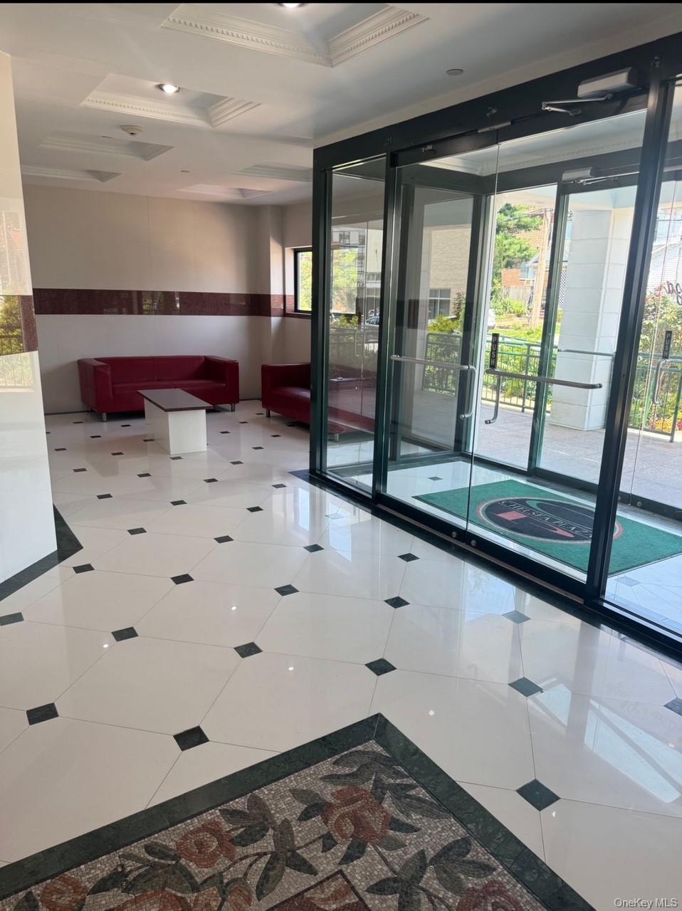 #9 photo, 4 Chelsea Place, Great Neck , NY 11021