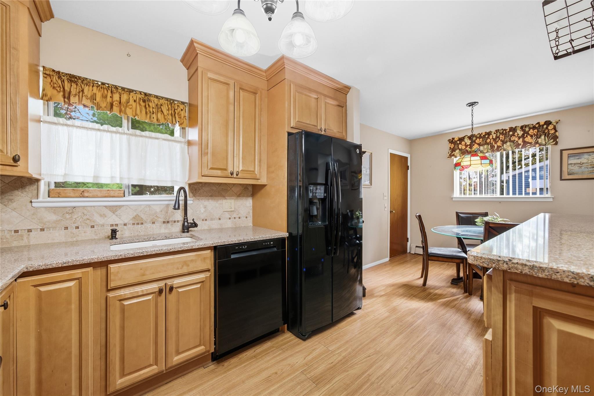 #12 photo, 15 Santam Court, Bay Shore , NY 11706