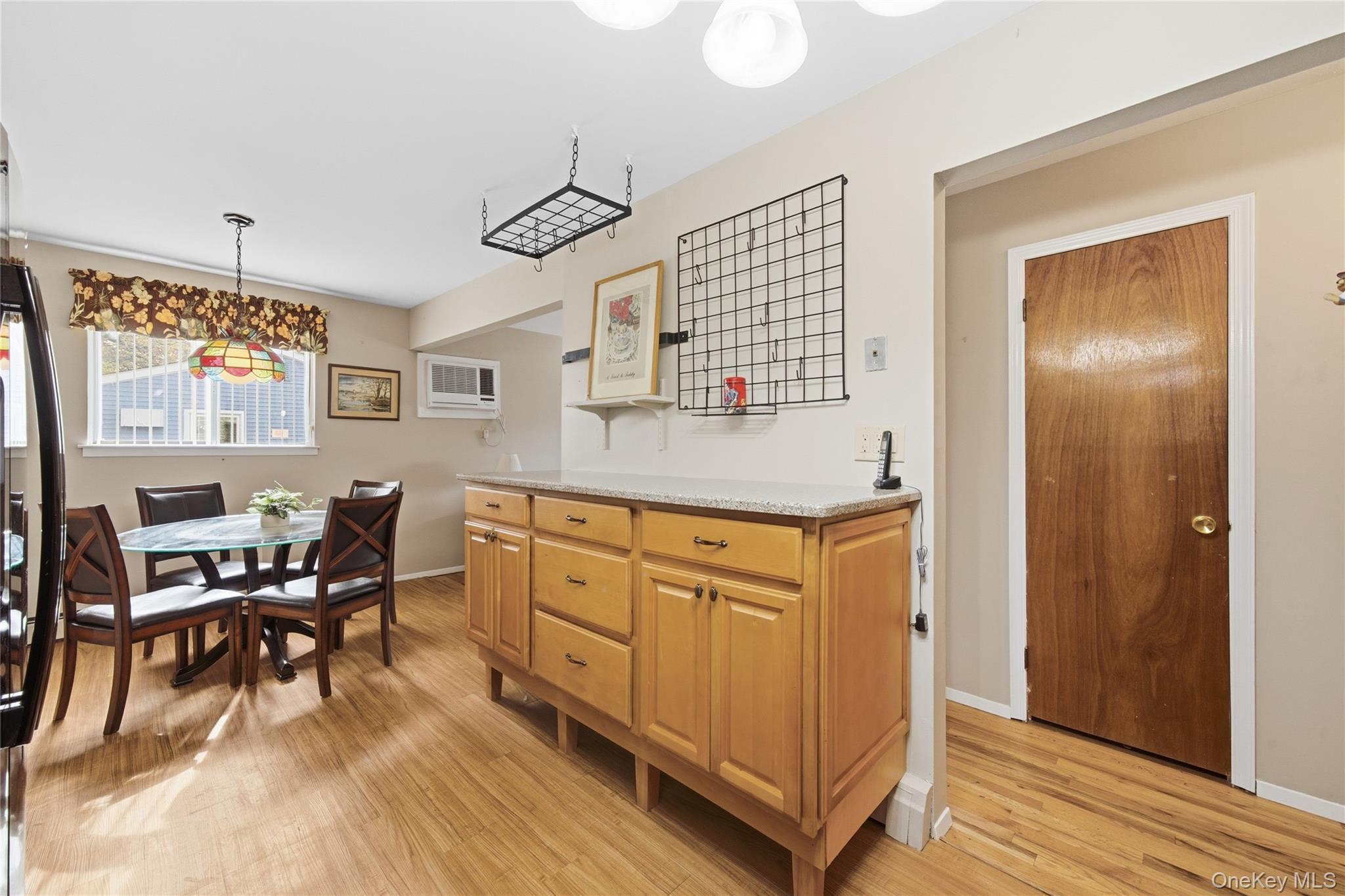 #13 photo, 15 Santam Court, Bay Shore , NY 11706