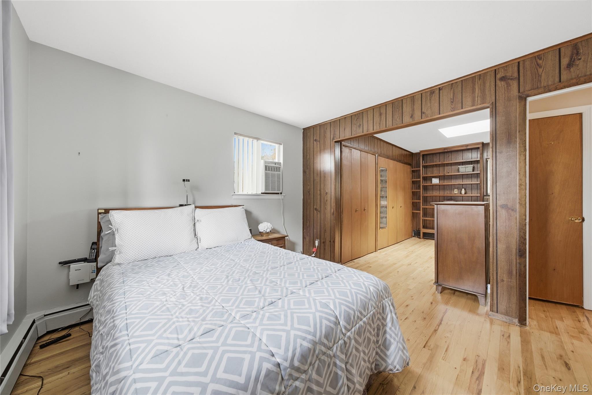 #14 photo, 15 Santam Court, Bay Shore , NY 11706