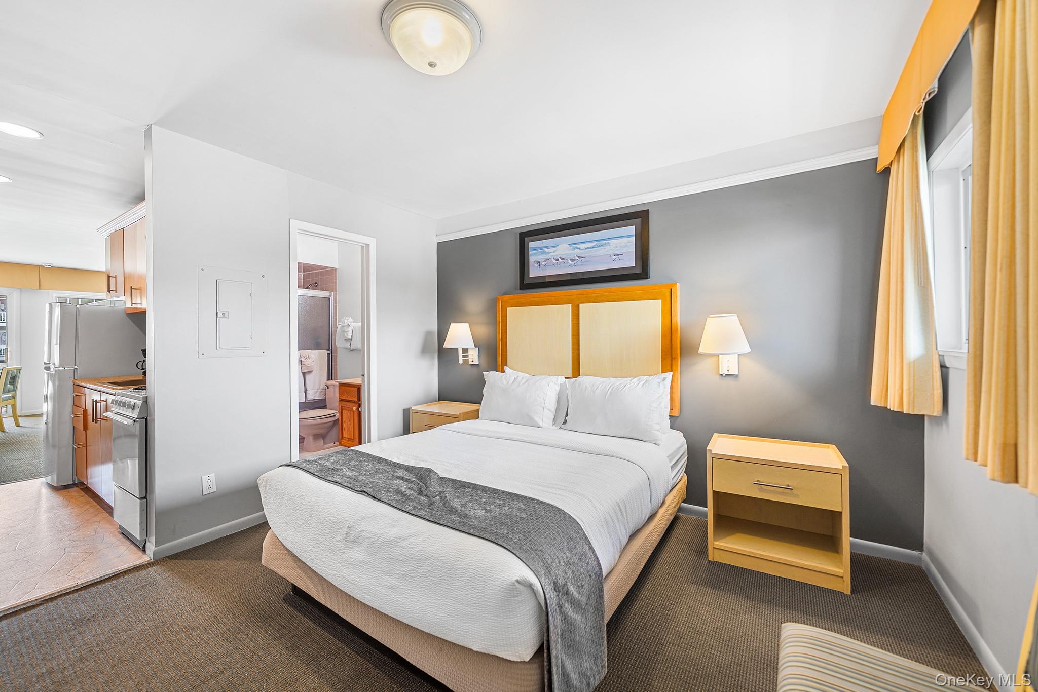 #9 photo, 131 S Emerson Avenue, Montauk , NY 11954