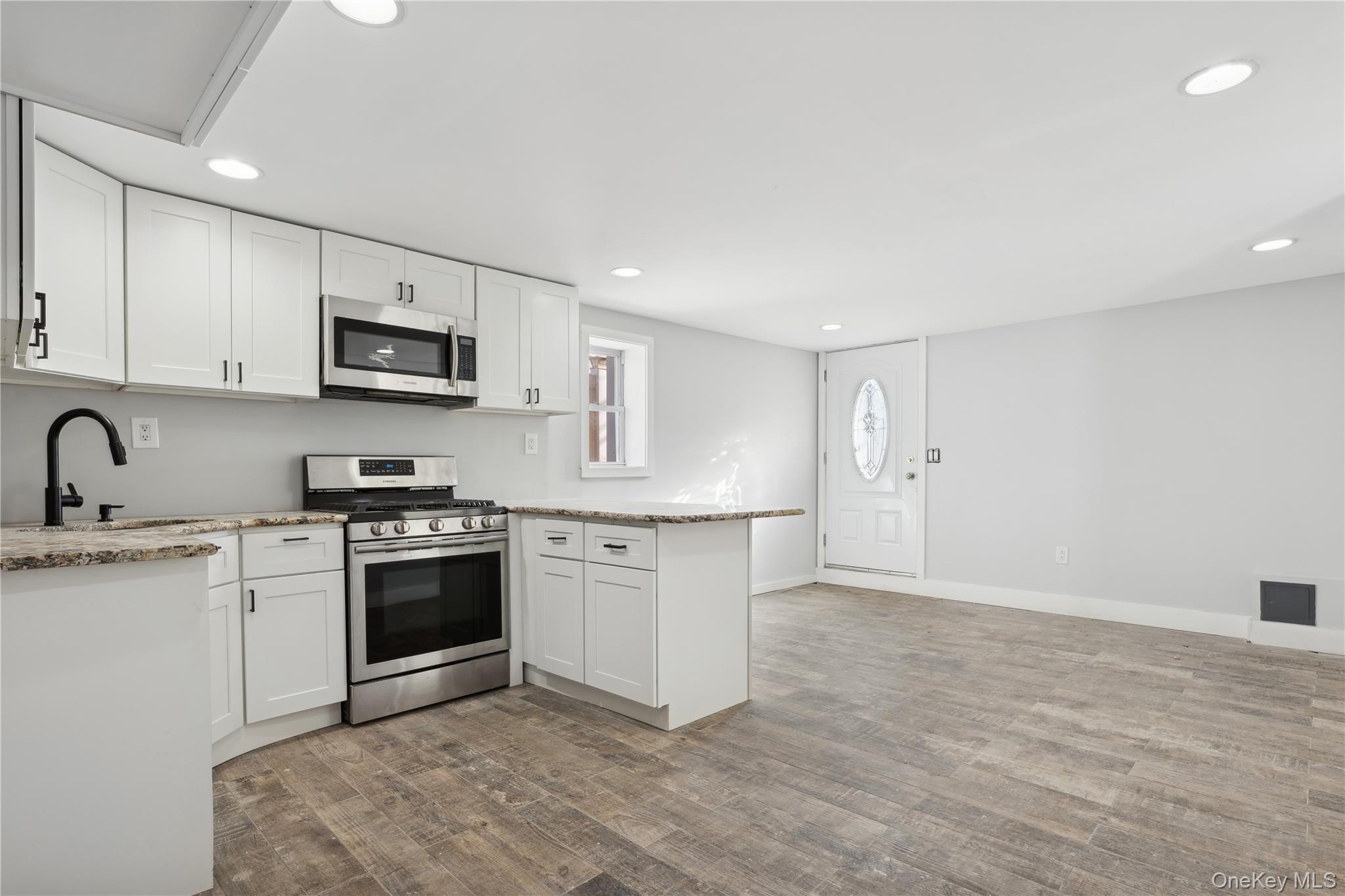 #12 photo, 10223 164th Drive, Howard Beach , NY 11414