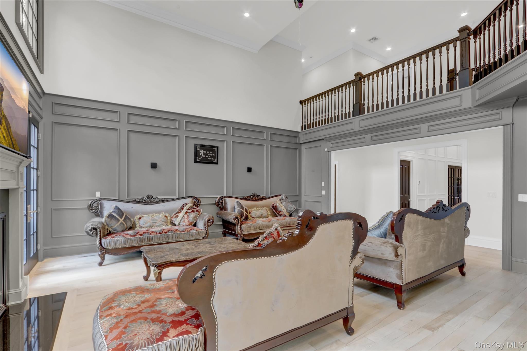 #15 photo, 119 Wheatley Road, Old Westbury , NY 11568