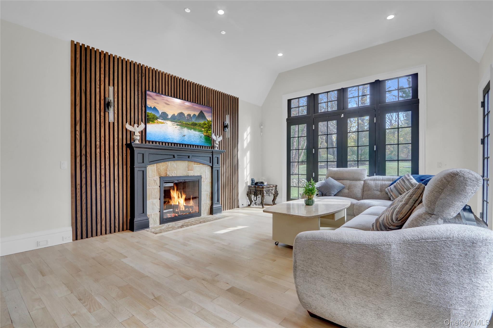 #19 photo, 119 Wheatley Road, Old Westbury , NY 11568