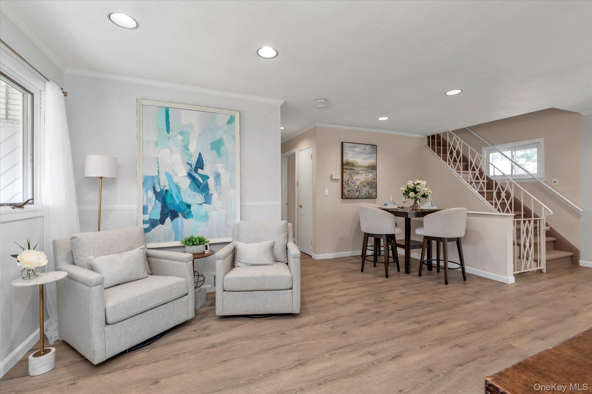 #6 photo, 6 Karen Avenue, Plainview , NY 11803