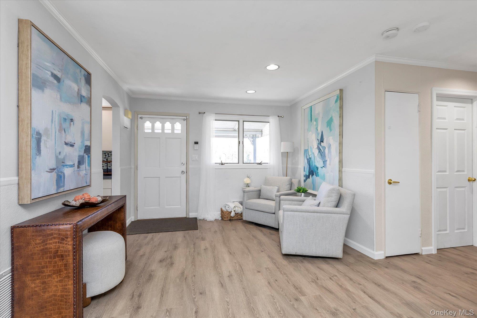 #7 photo, 6 Karen Avenue, Plainview , NY 11803