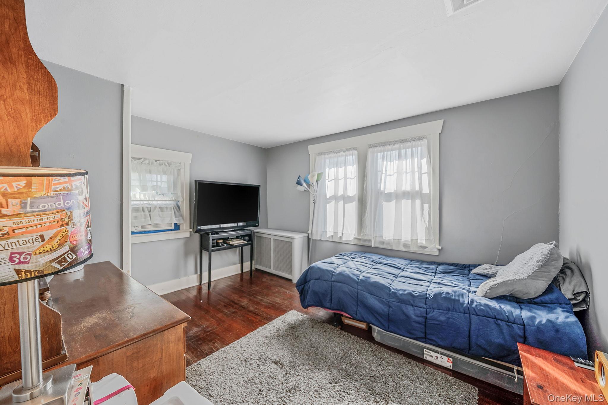 #16 photo, 59 Robertson Road, Lynbrook , NY 11563