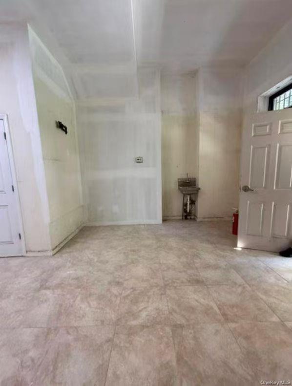 #3 photo, 9044 Corona Avenue, Elmhurst , NY 11373