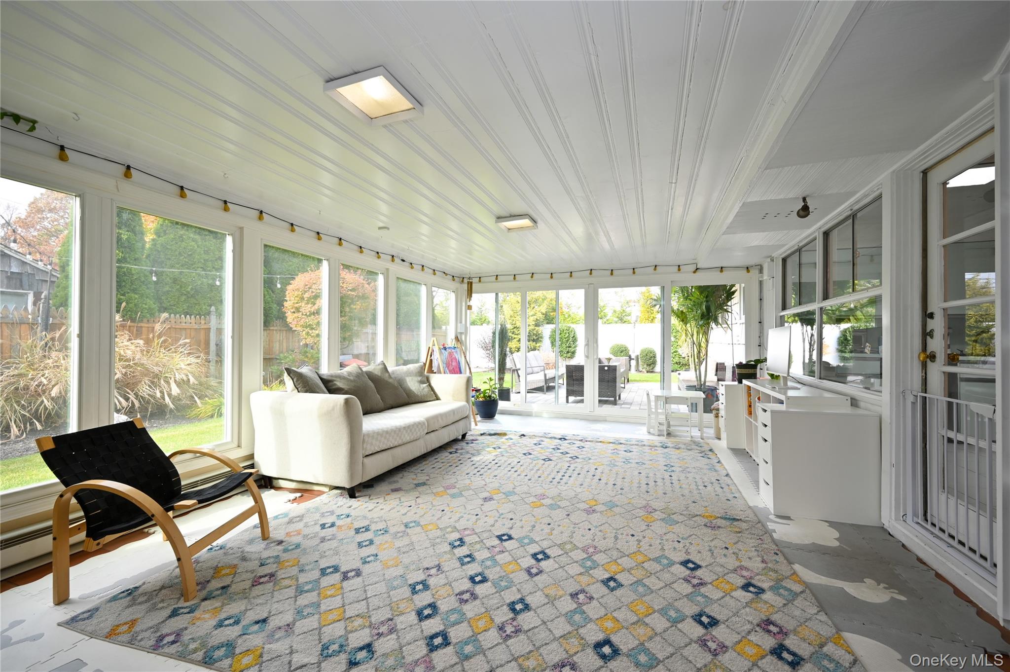 #10 photo, 2 Meadow Lane, Rockville Centre , NY 11570