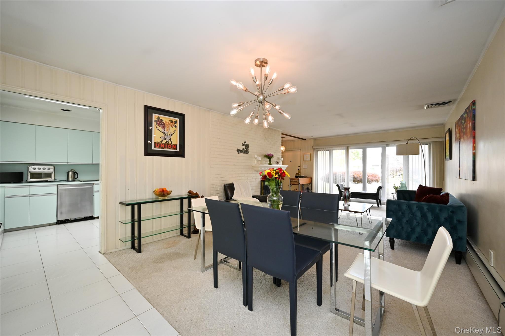 #12 photo, 2 Meadow Lane, Rockville Centre , NY 11570