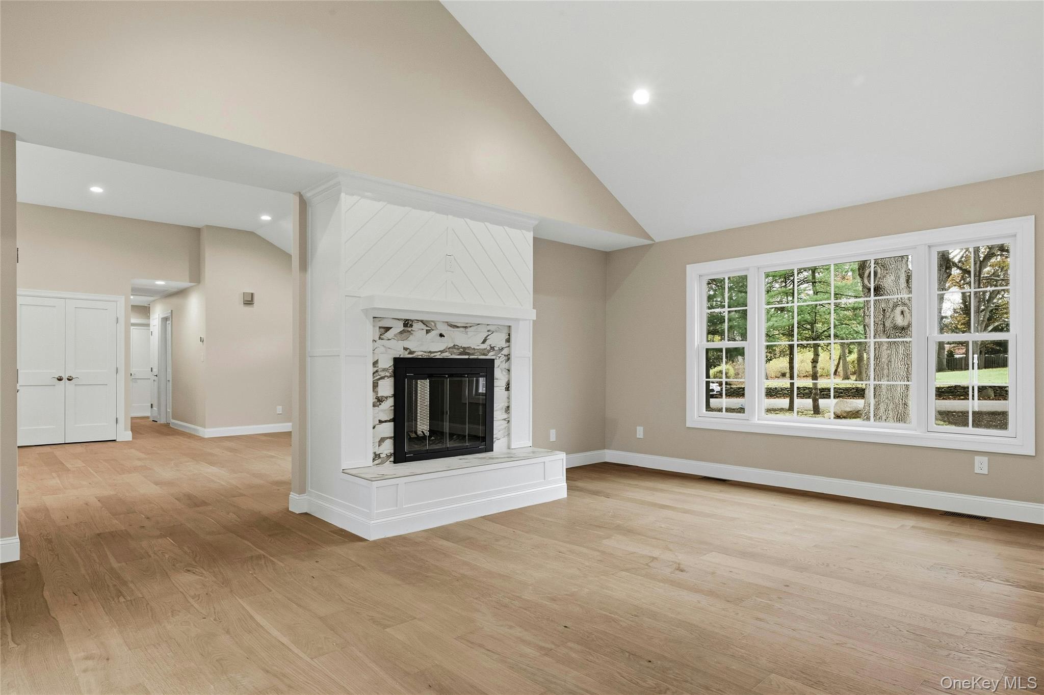 #19 photo, 3 Atlanta Drive, Huntington , NY 11743