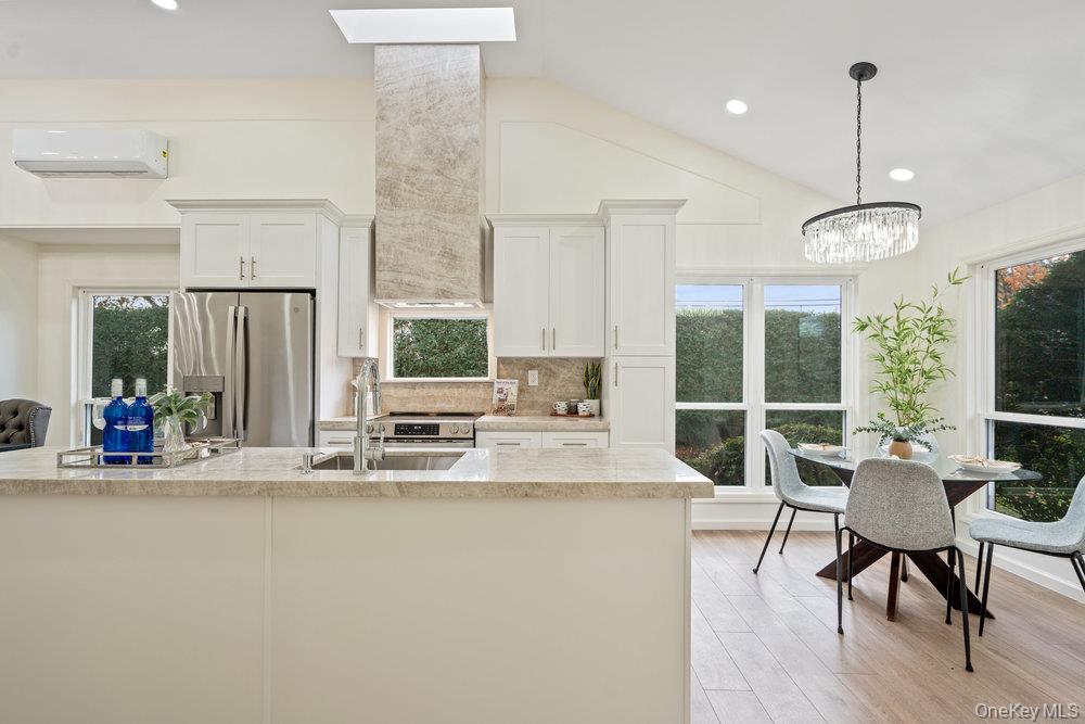 #11 photo, 1 Stanford Court, Wantagh , NY 11793