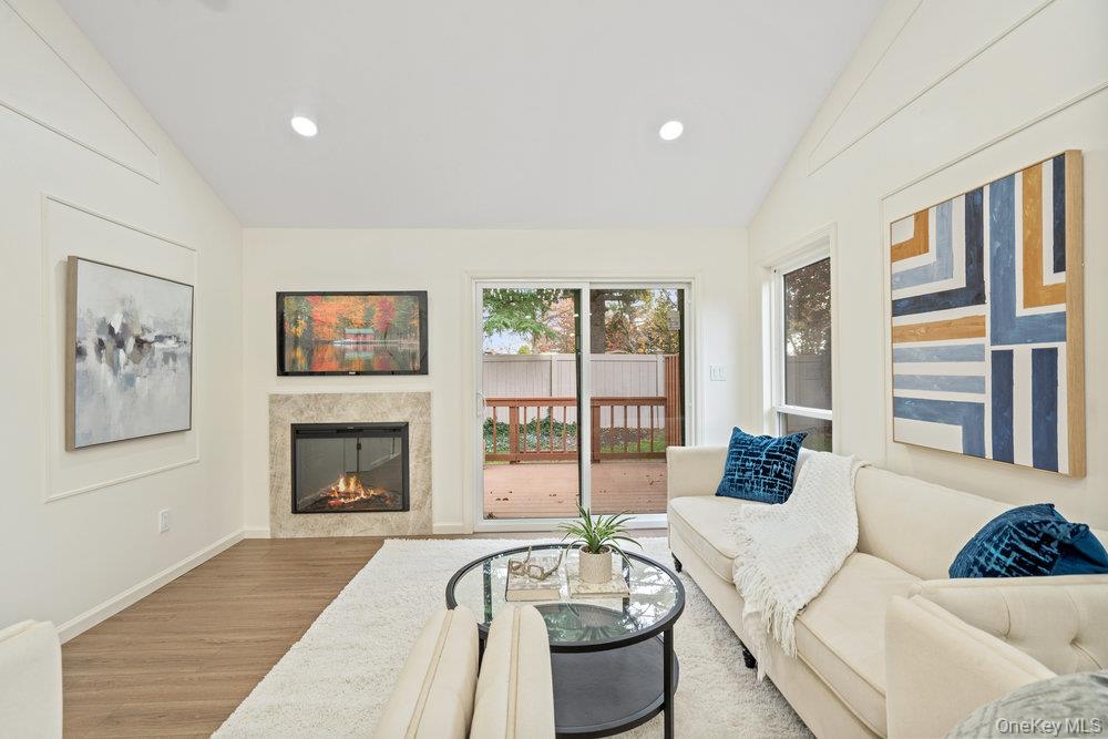 #15 photo, 1 Stanford Court, Wantagh , NY 11793