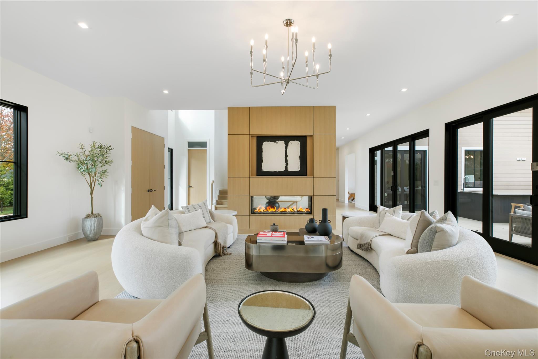 #4 photo, 158 Cobb Road, Water Mill , NY 11976