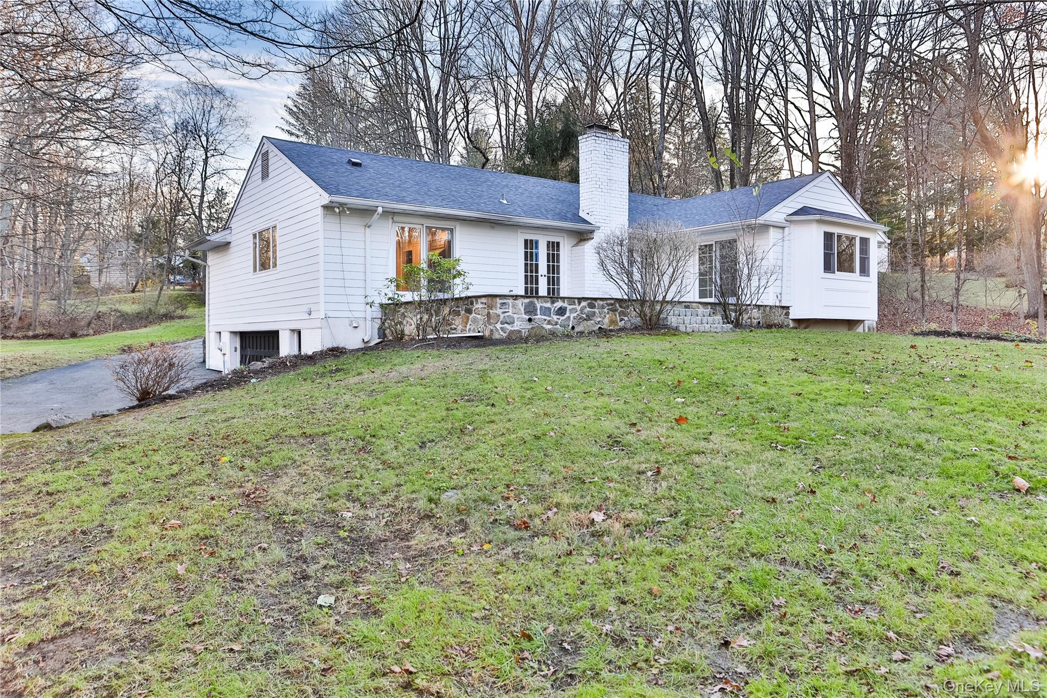 #3 photo, 65 Red Oak Lane, Mount Kisco , NY 10549