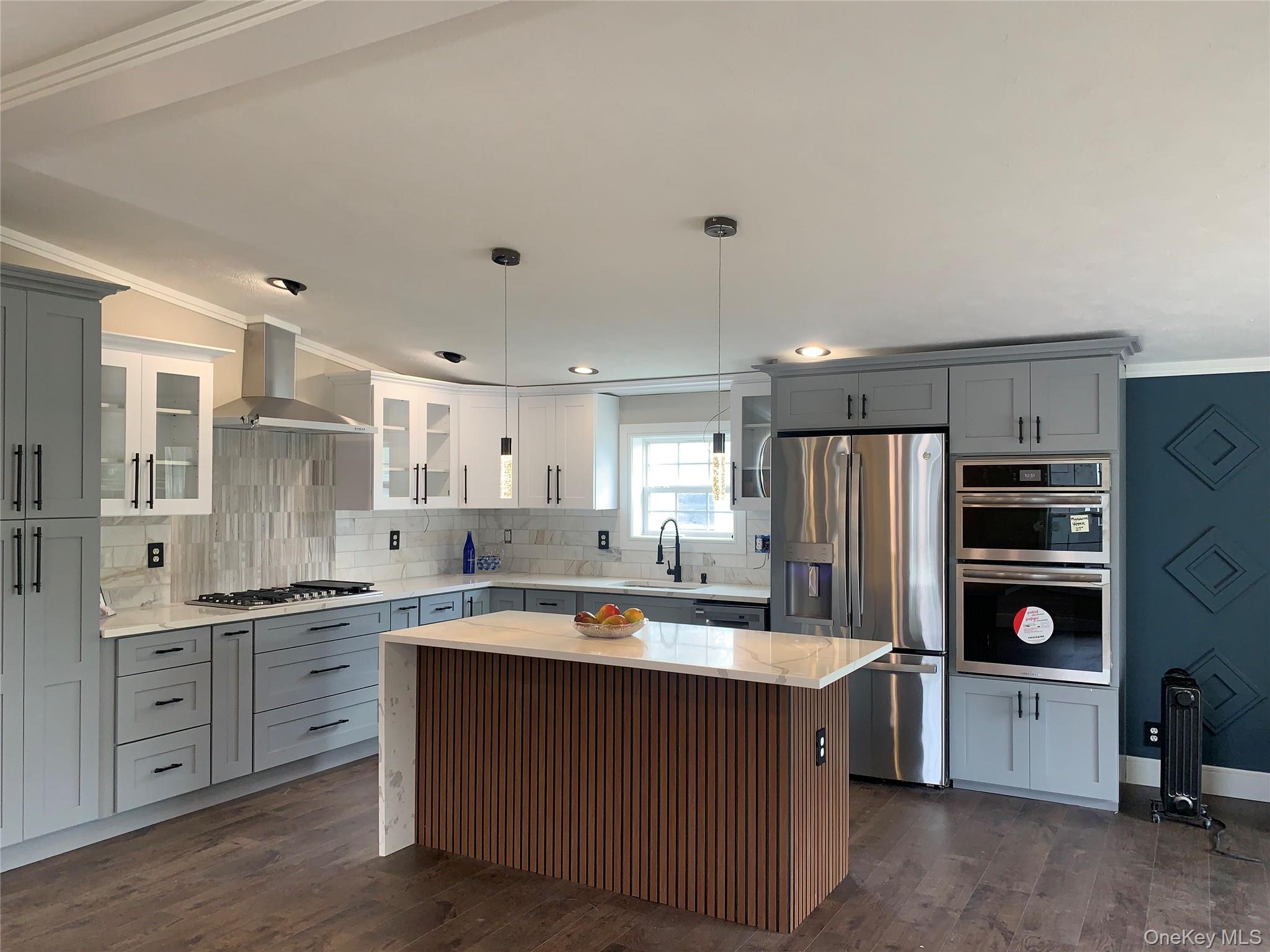 #19 photo, 37 East Avenue, Washingtonville , NY 10992