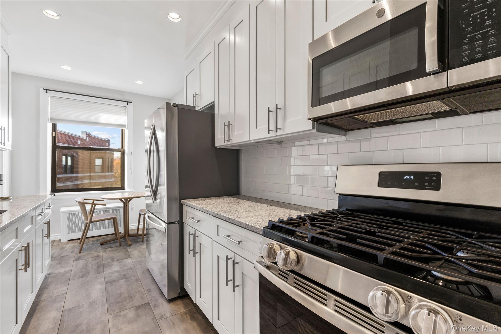 #13 photo, 11 Alden Road, Larchmont , NY 10538