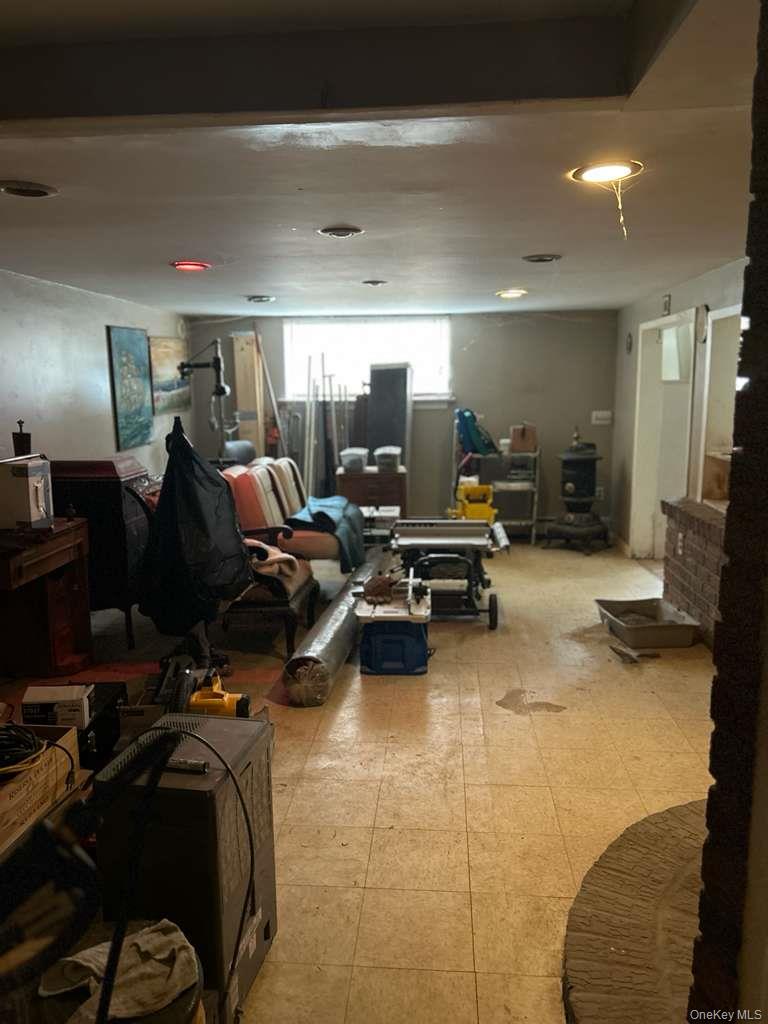 #11 photo, 41 Rockingchair Road, White Plains , NY 10607