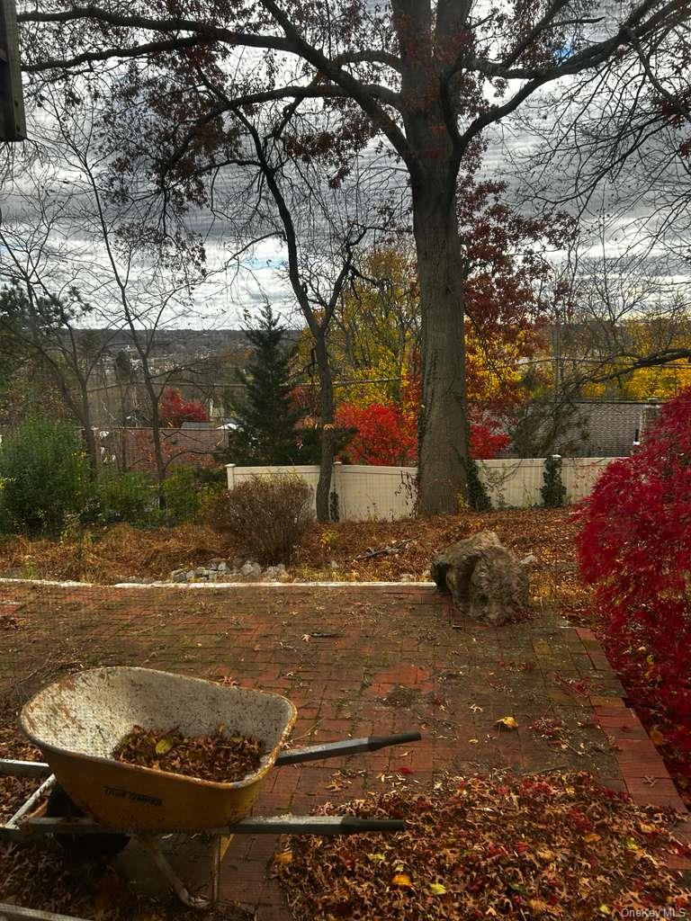 #15 photo, 41 Rockingchair Road, White Plains , NY 10607