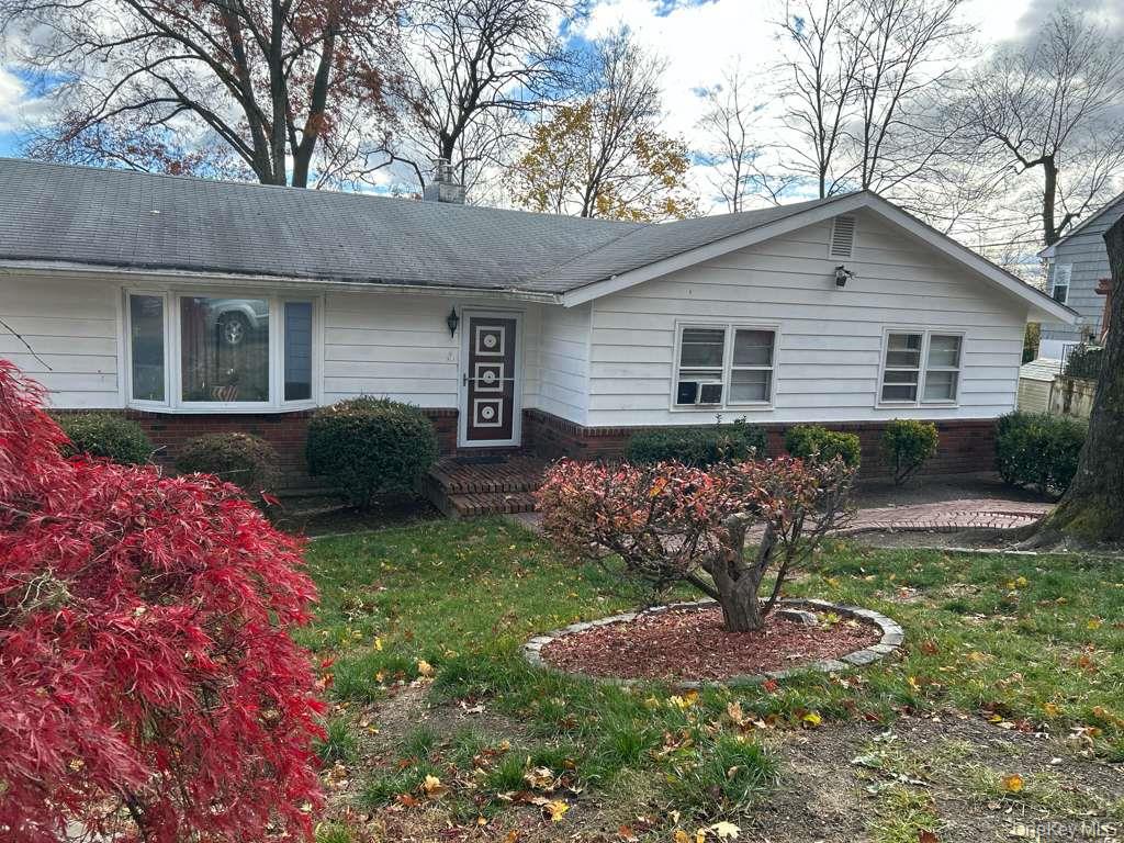 #2 photo, 41 Rockingchair Road, White Plains , NY 10607