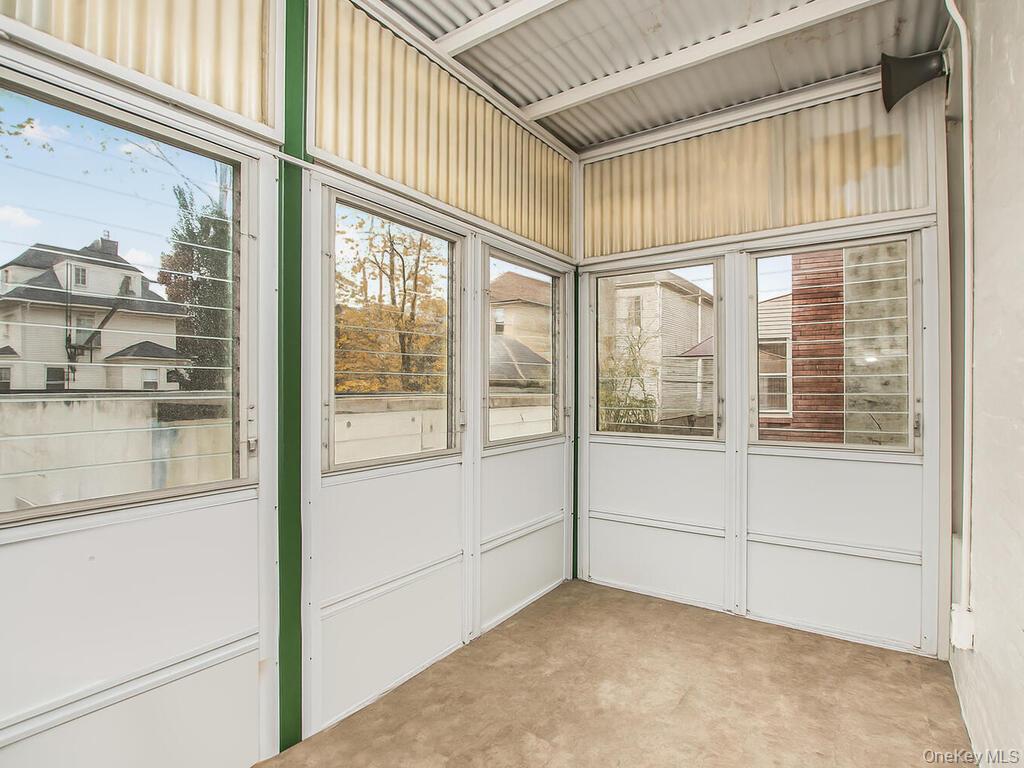 #4 photo, 1012 E 225th Street, Bronx , NY 10466