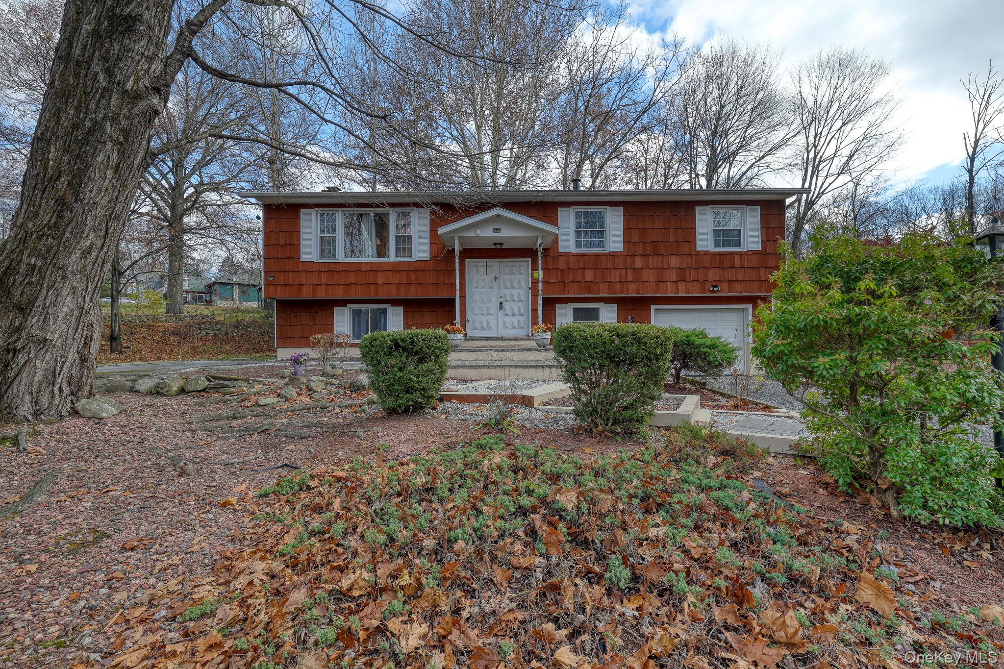 #2 photo, 1 Townsend Street, New Windsor , NY 12553