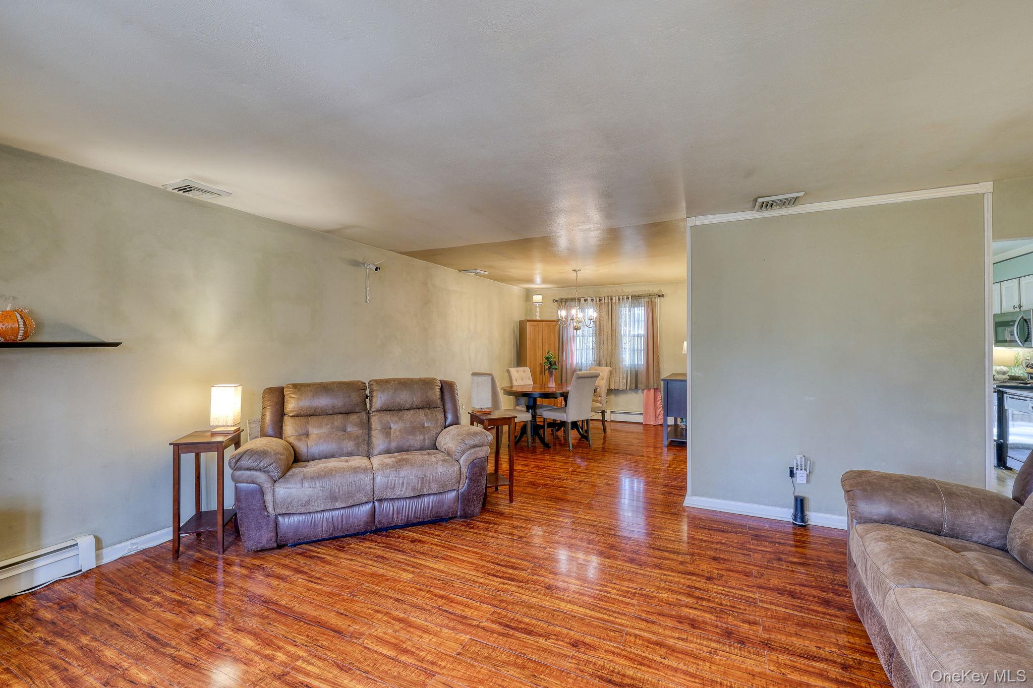 #8 photo, 1 Townsend Street, New Windsor , NY 12553