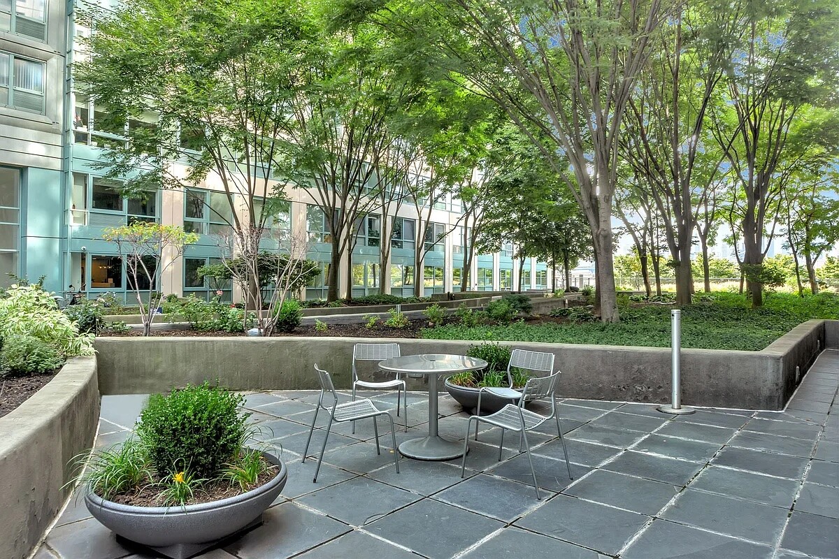 #14 photo, Brooklyn, Williamsburg,South , NY 11249