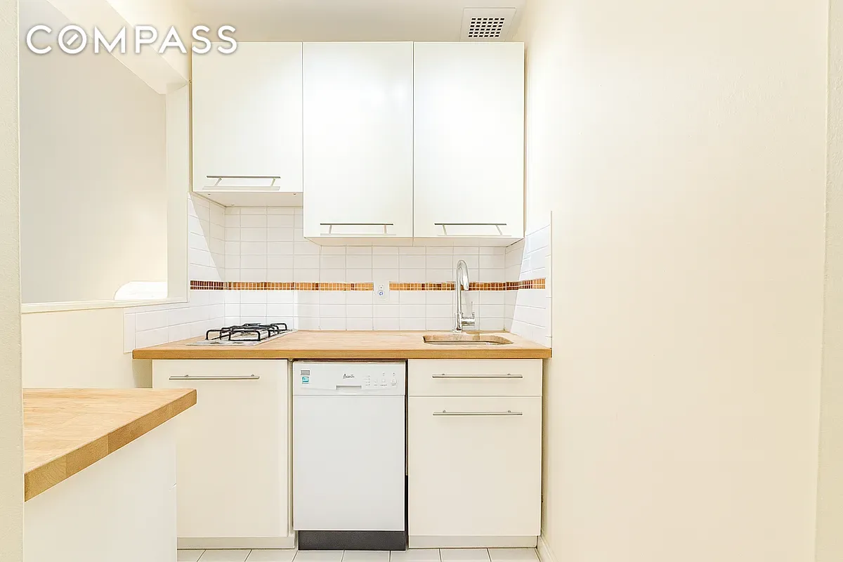 #5 photo, New York City, Kips Bay , NY 10016