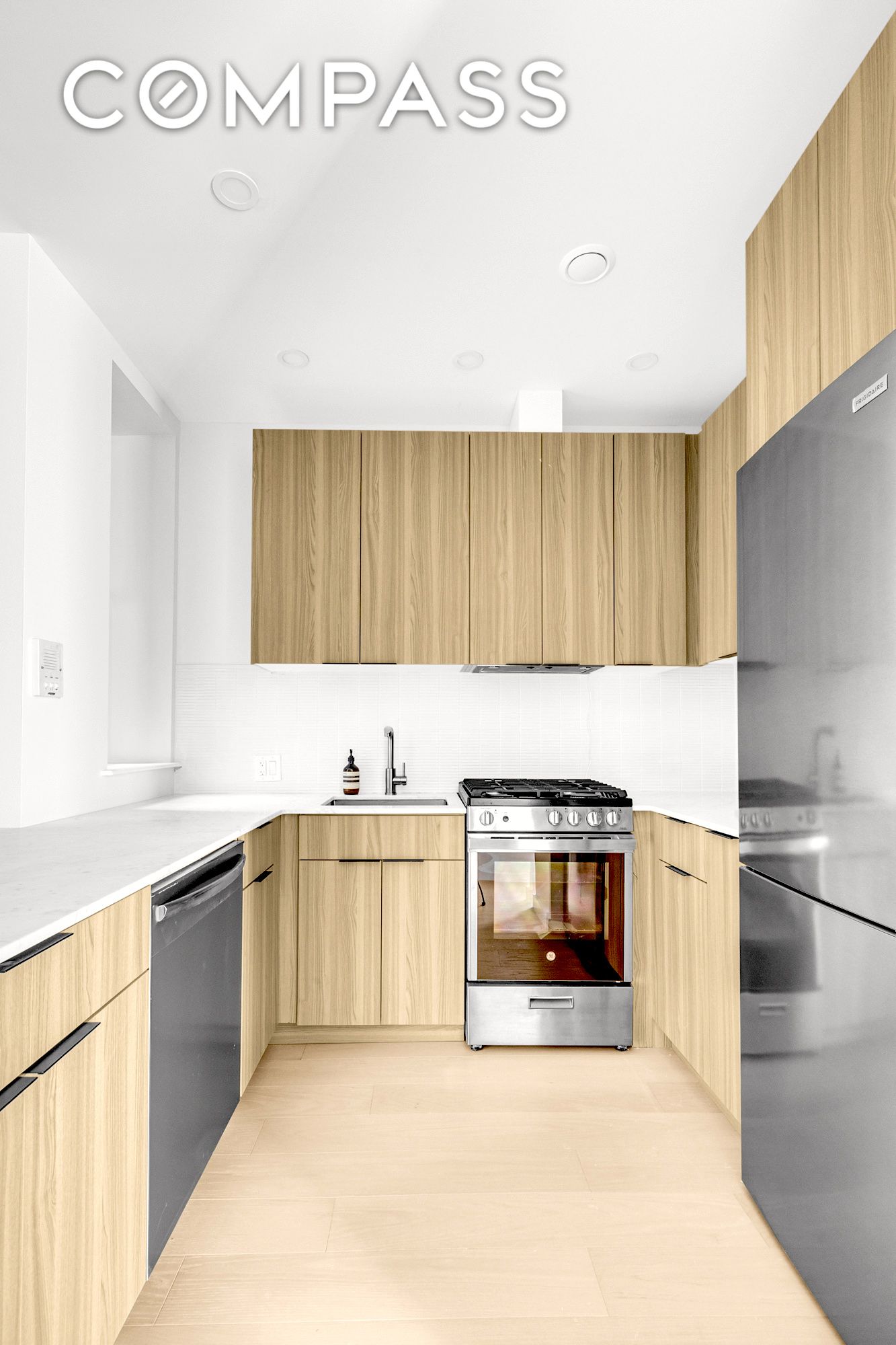 #6 photo, 210 Hull Street, Bedford-Stuyvesant , NY 11233