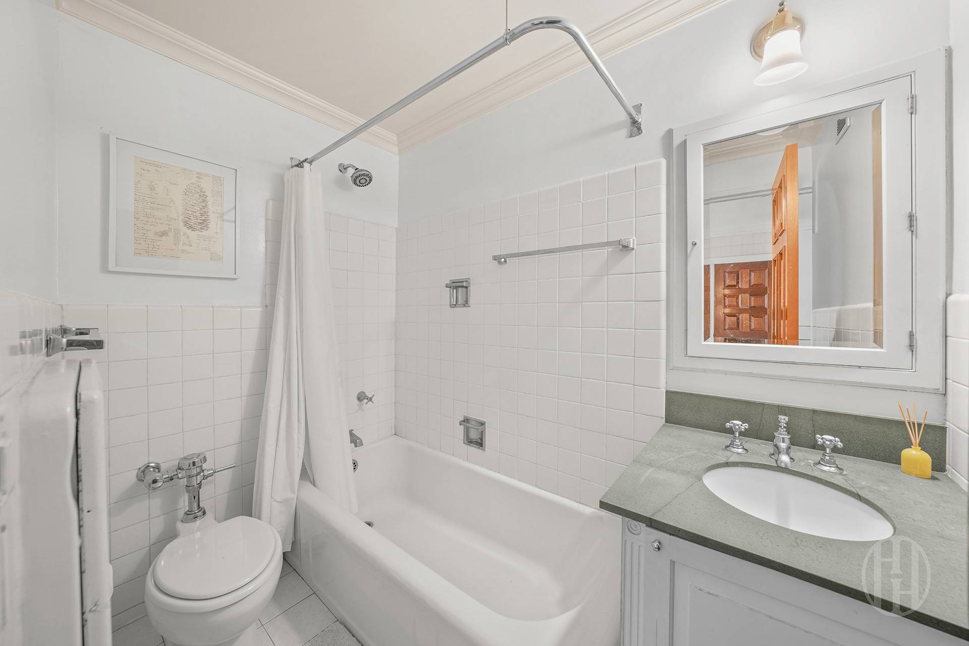 #16 photo, 45 E End Avenue, Upper East Side , NY 10028