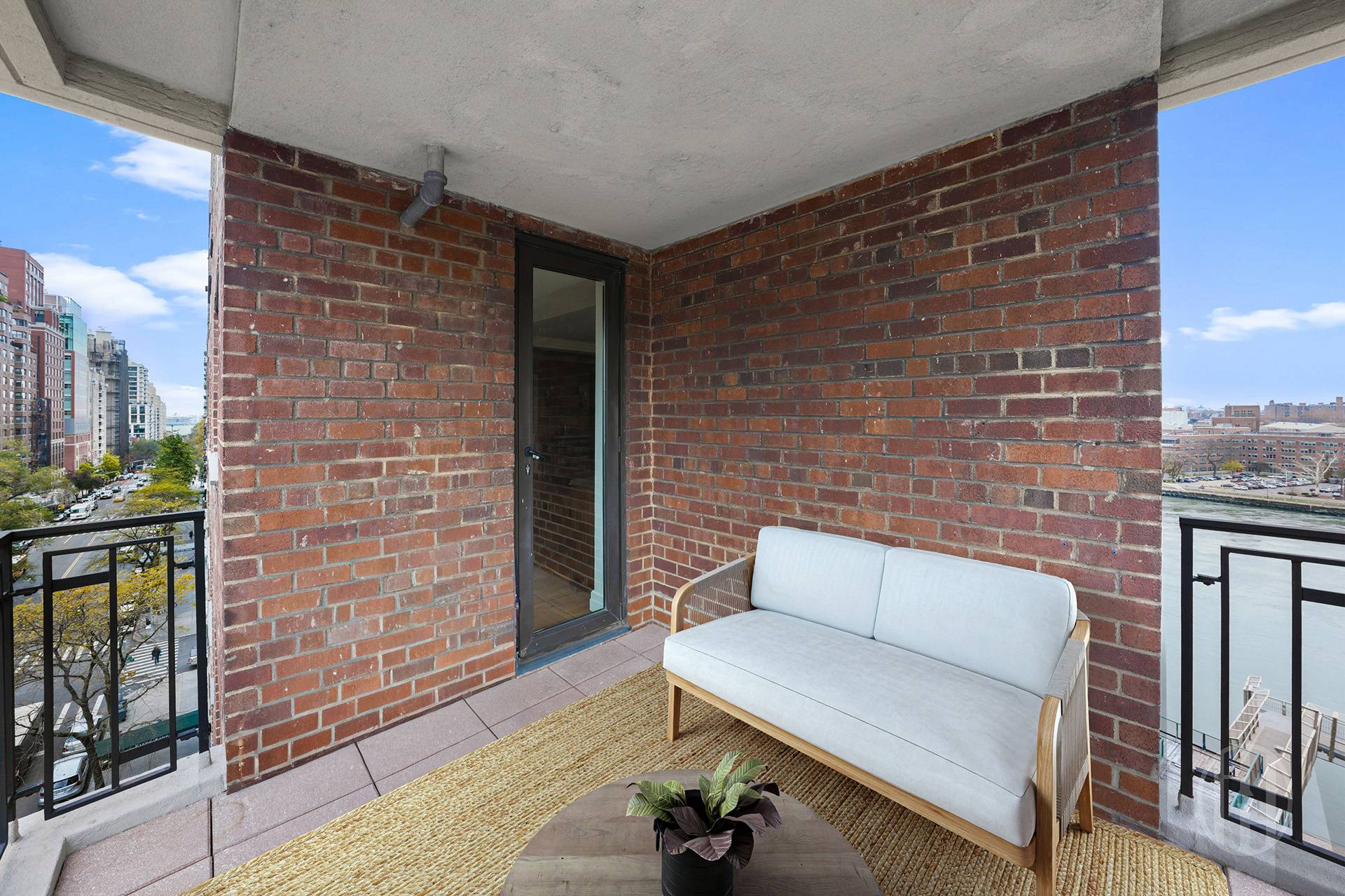 #7 photo, 45 E End Avenue, Upper East Side , NY 10028