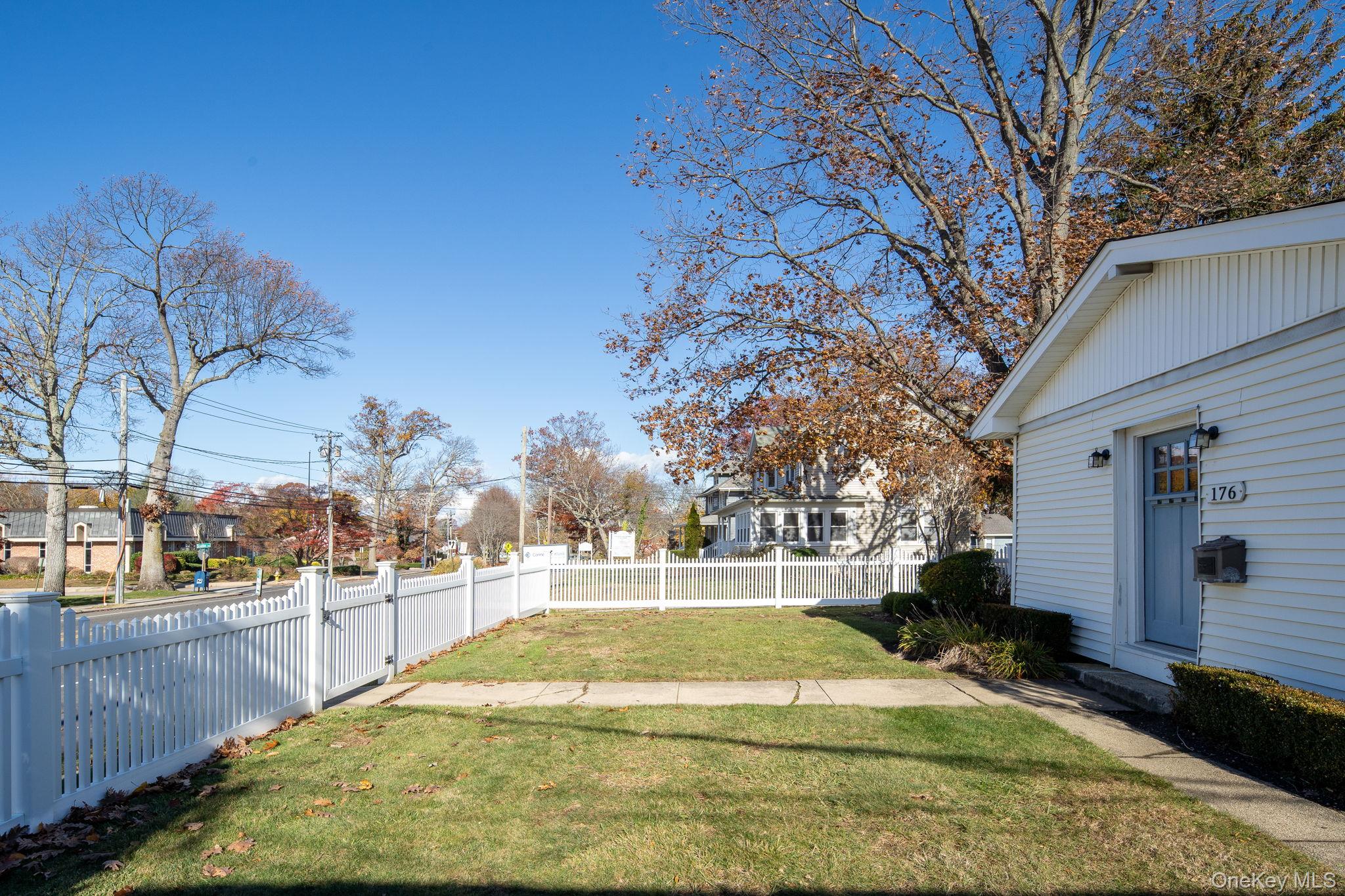 #4 photo, 176 Laurel Avenue, Northport , NY 11768