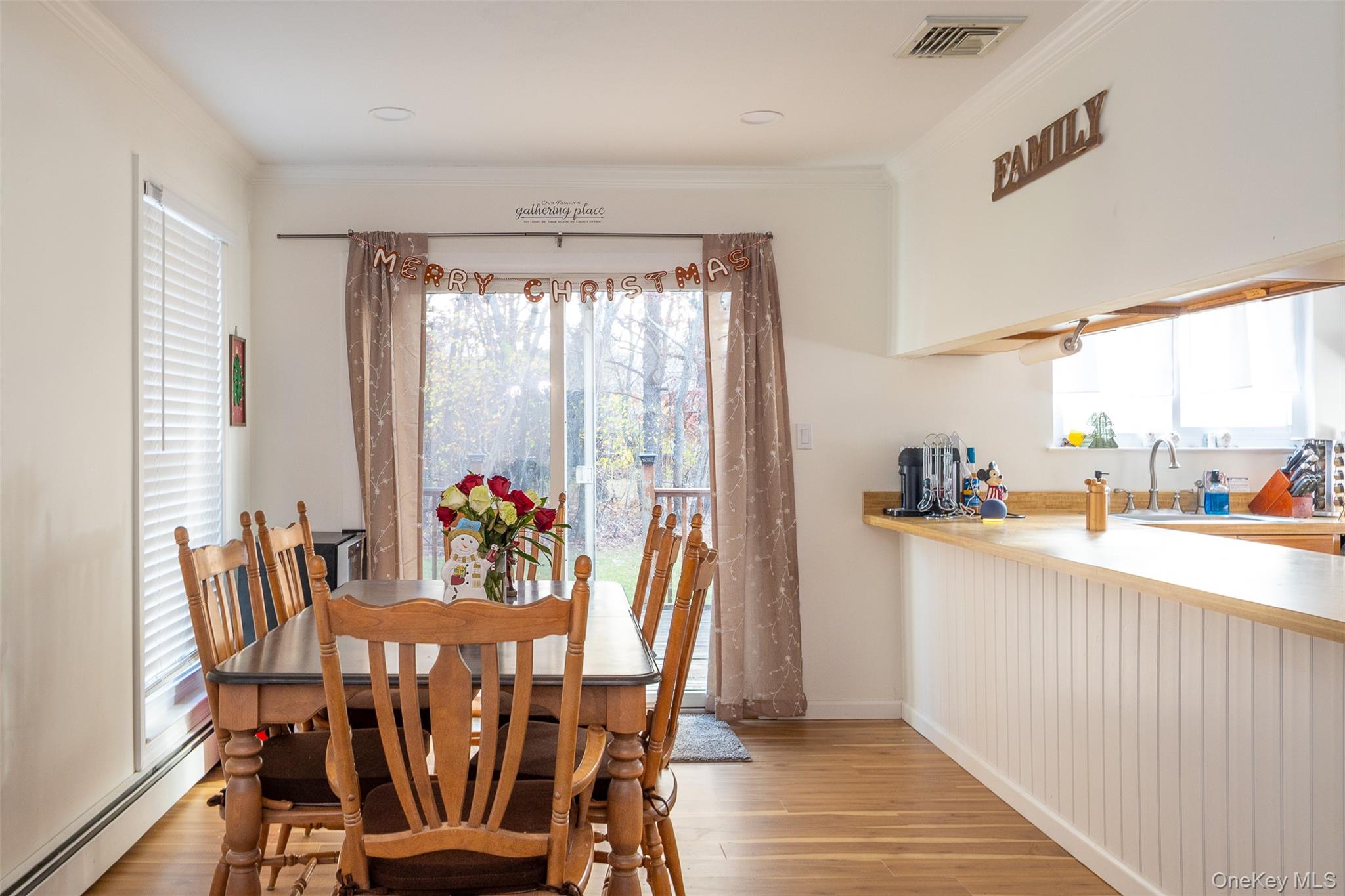 #4 photo, 205 Haddon Hollow Court, Middle Island , NY 11953